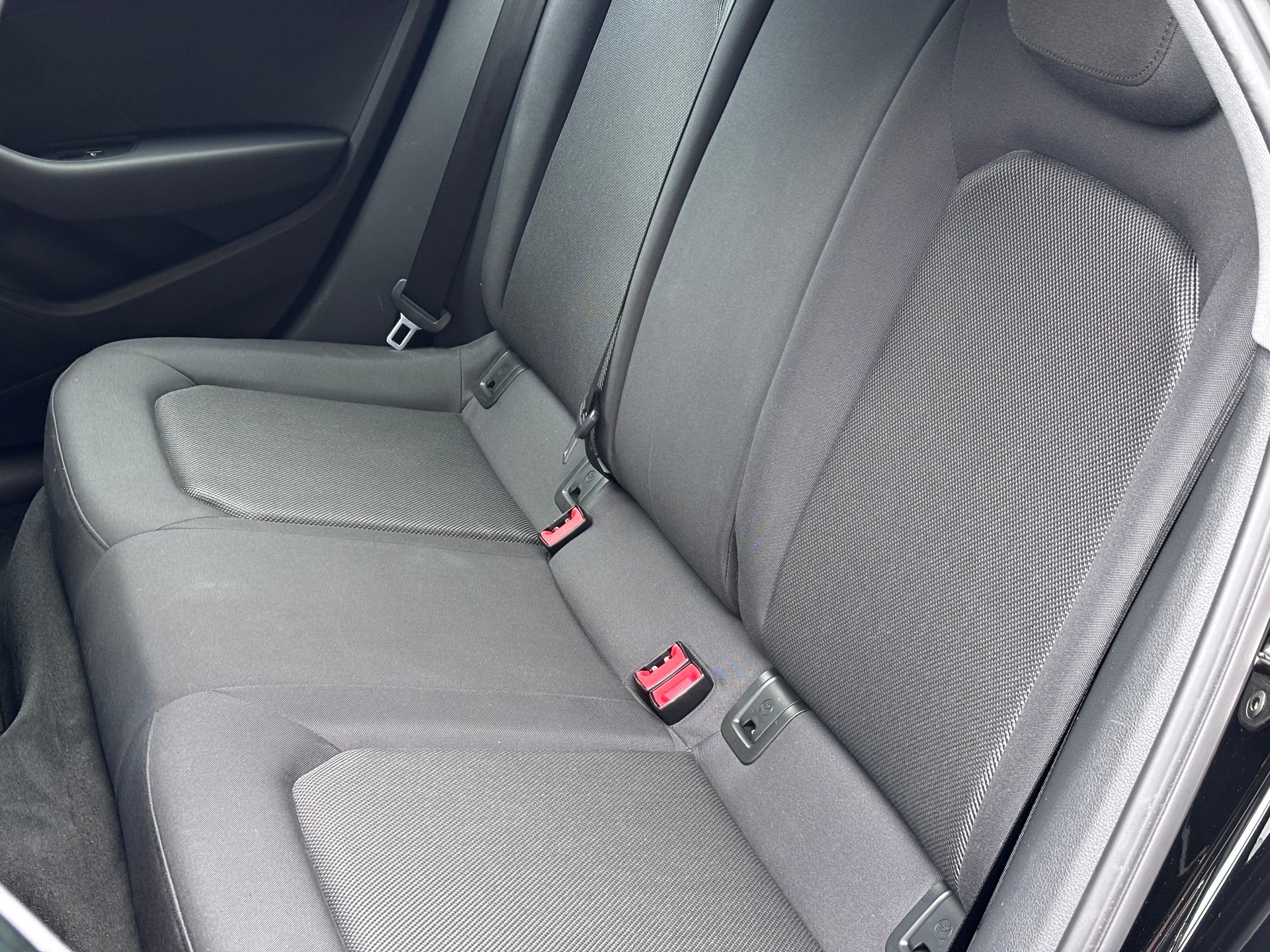 AUDI A3 Sportback 35 TFSI Design-image-17
