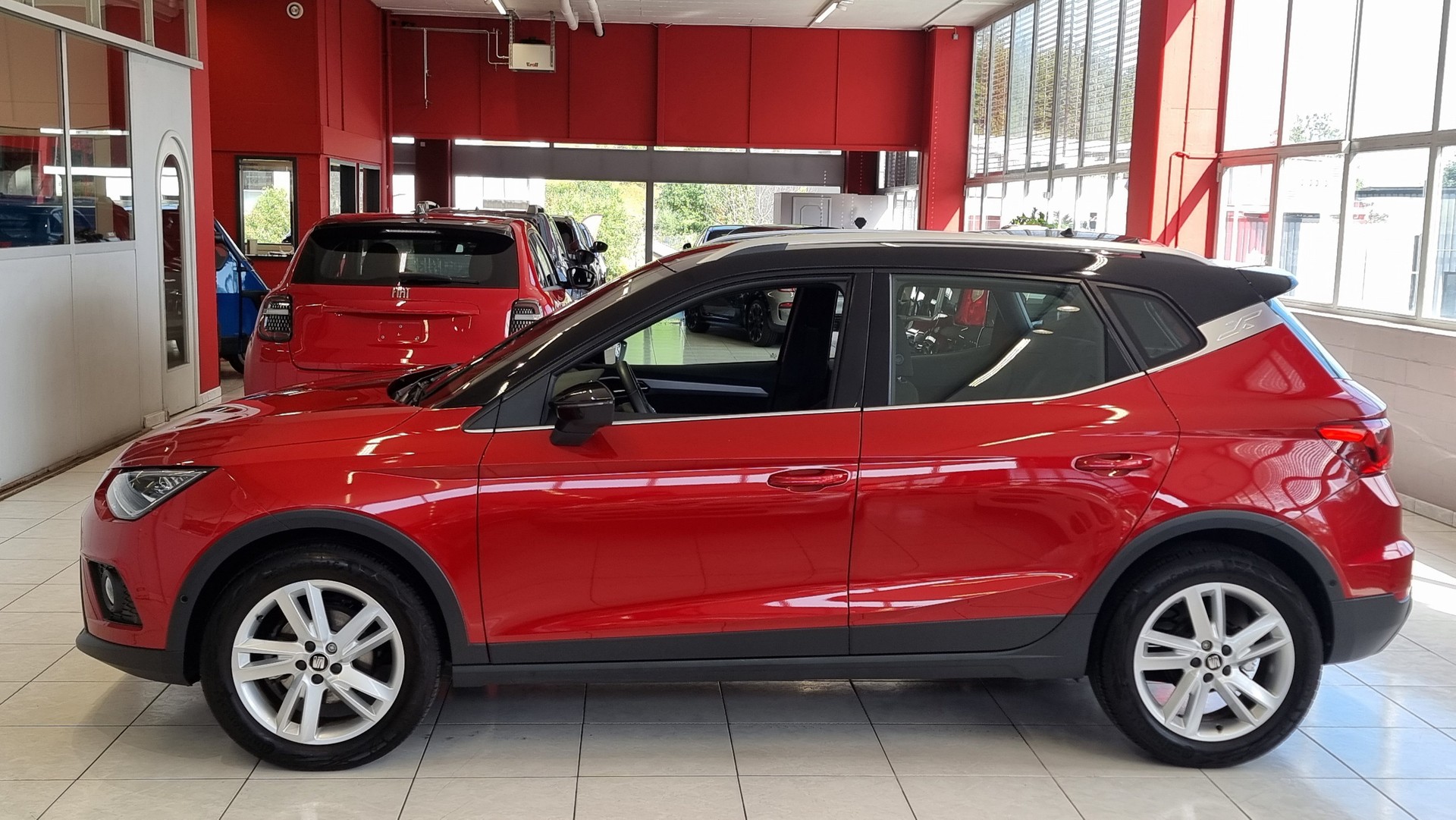 SEAT Arona 1.0 TSI 115 FR Edition DSG-image-2