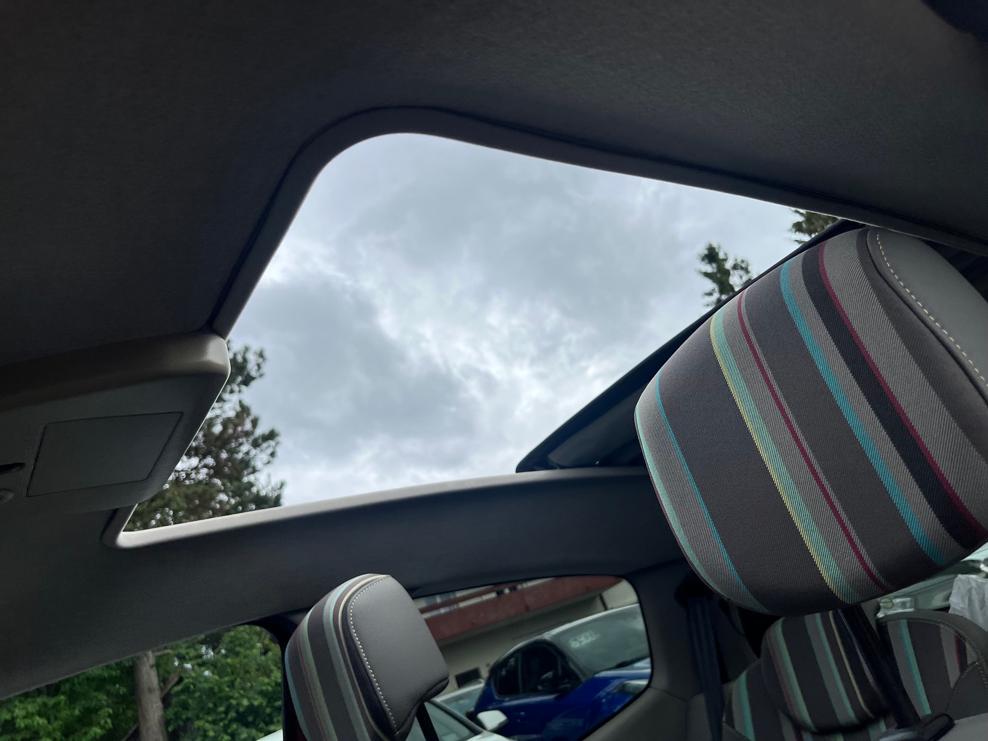 RENAULT Twingo 1.2 16V Liberty-image-10