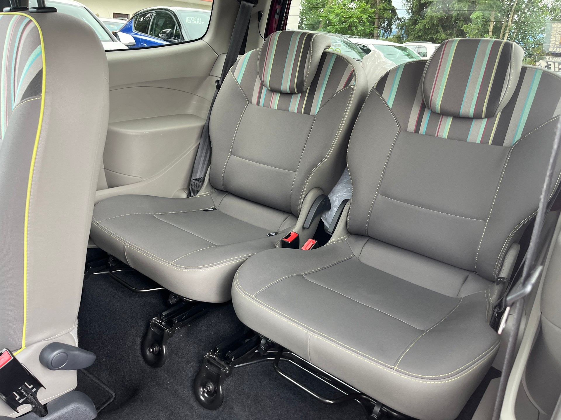 RENAULT Twingo 1.2 16V Liberty-image-8
