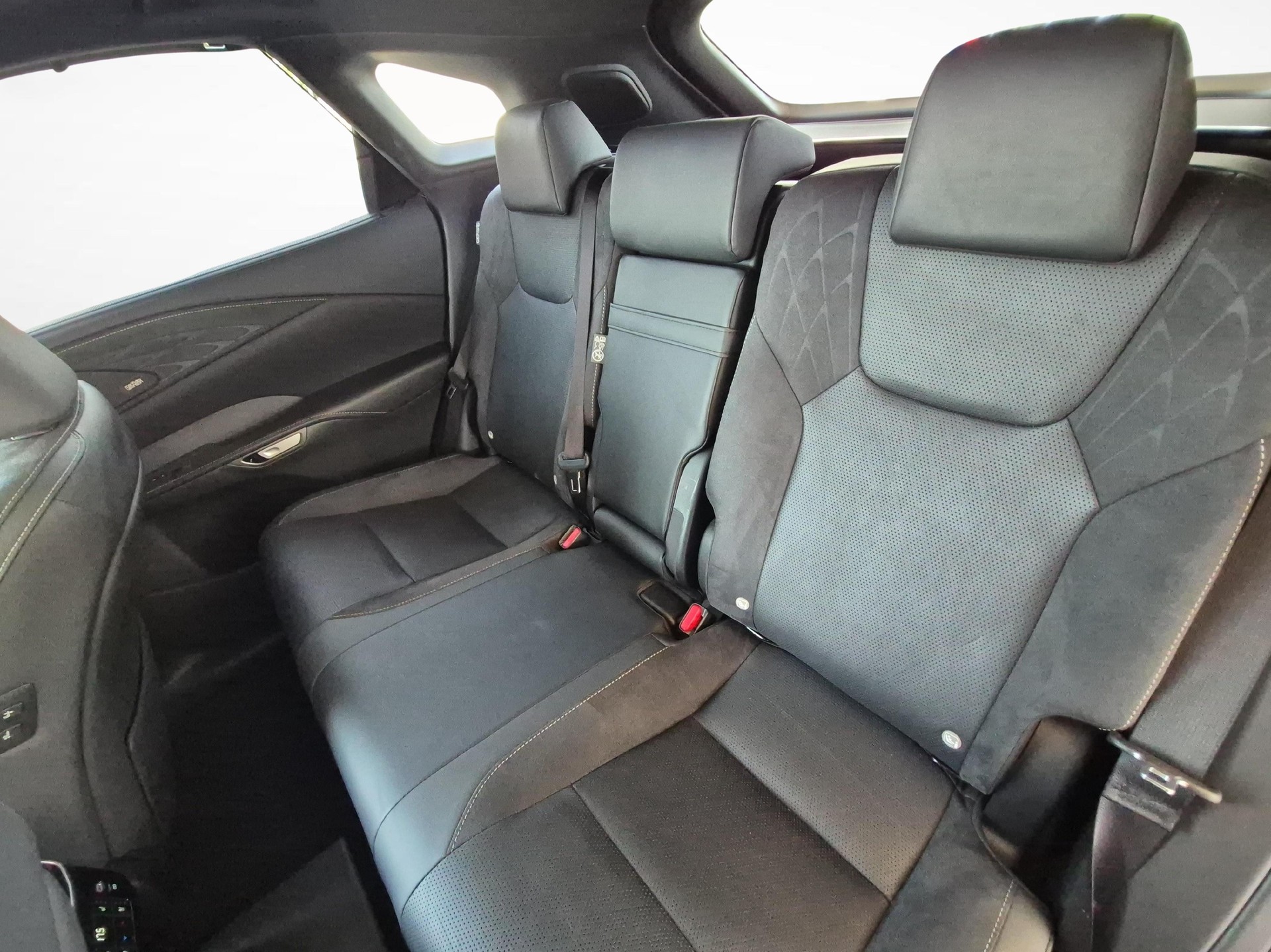 LEXUS RX 450h+ Excellence / ab 3,99% Leasing bei Abschluss einer Protect Autoversicherung-image-10