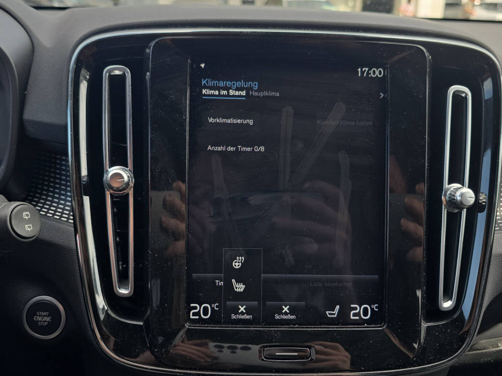 VOLVO XC40 2.0 B4 MH R-Design AWD-image-23