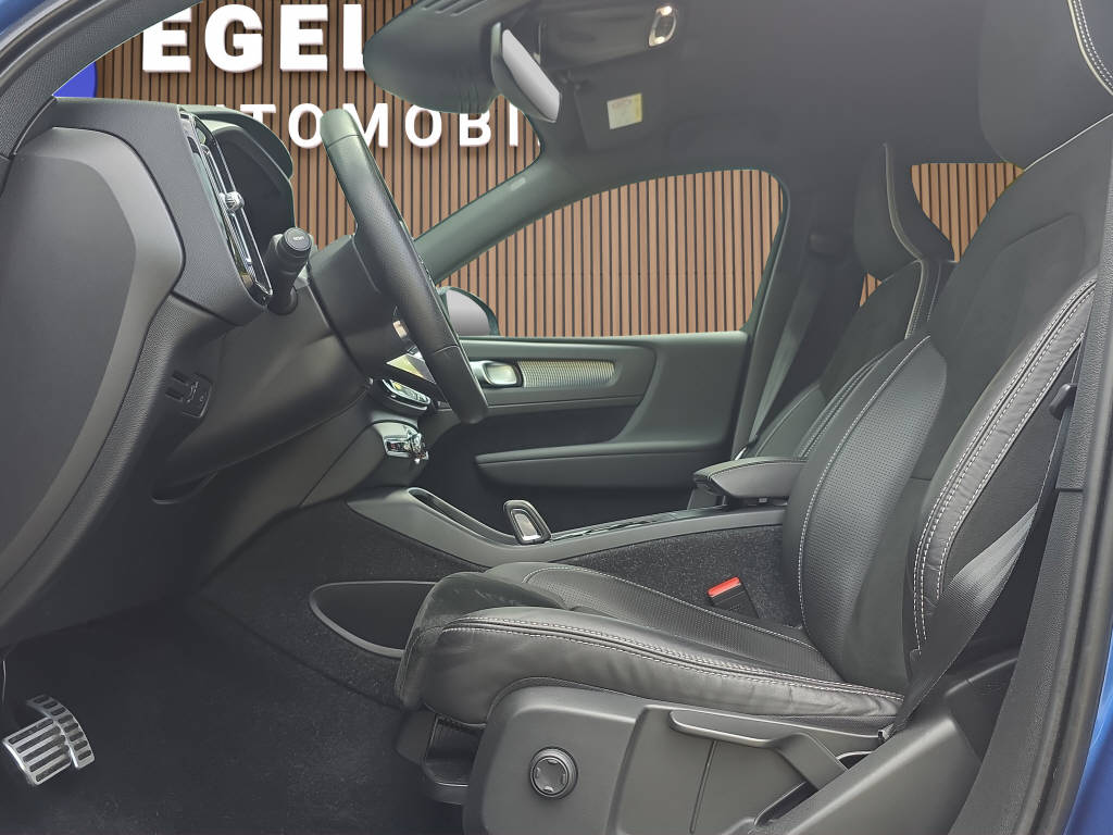 VOLVO XC40 2.0 B4 MH R-Design AWD-image-11