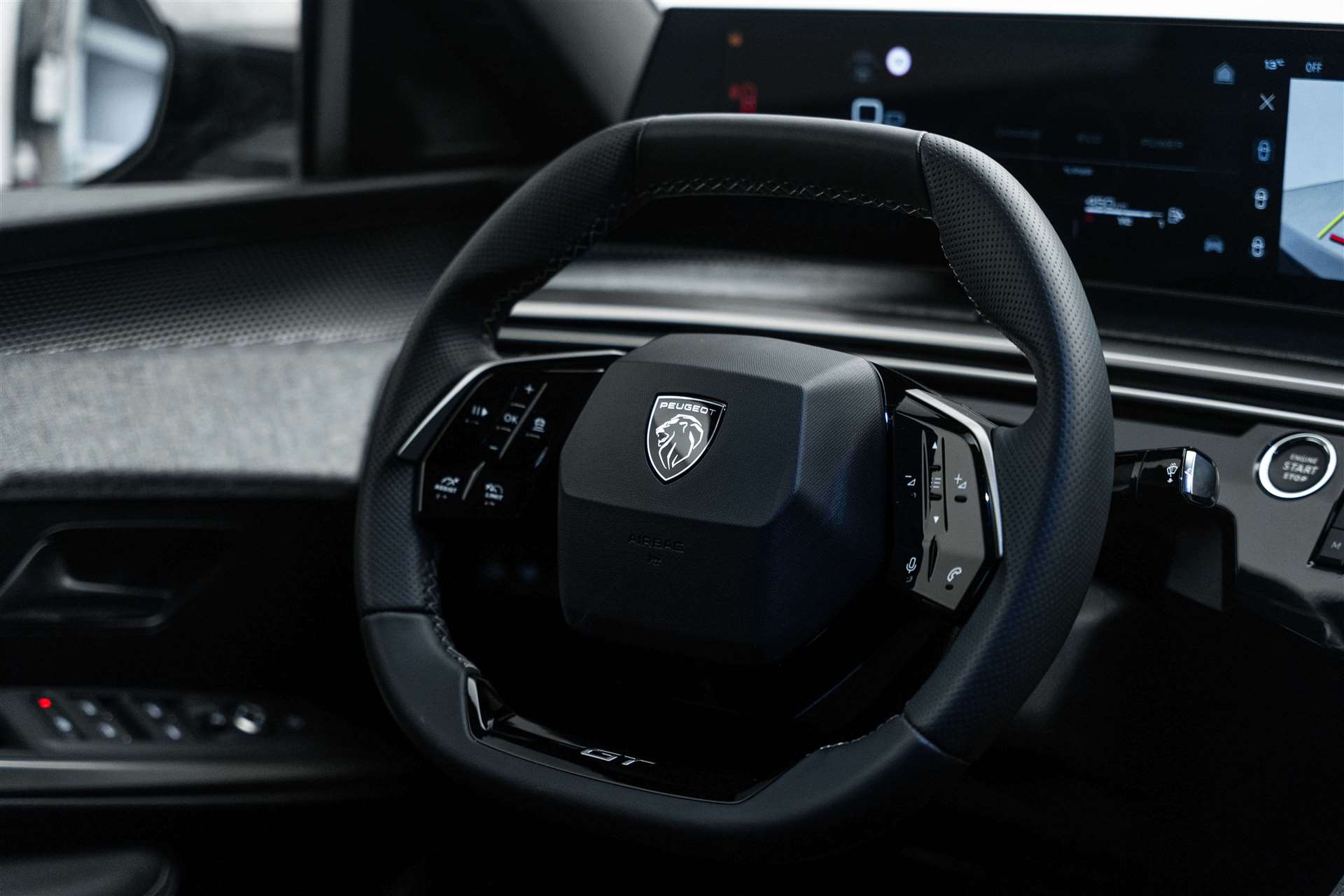 PEUGEOT 3008 145 GT Hybrid e-DCS-Automat-image-9