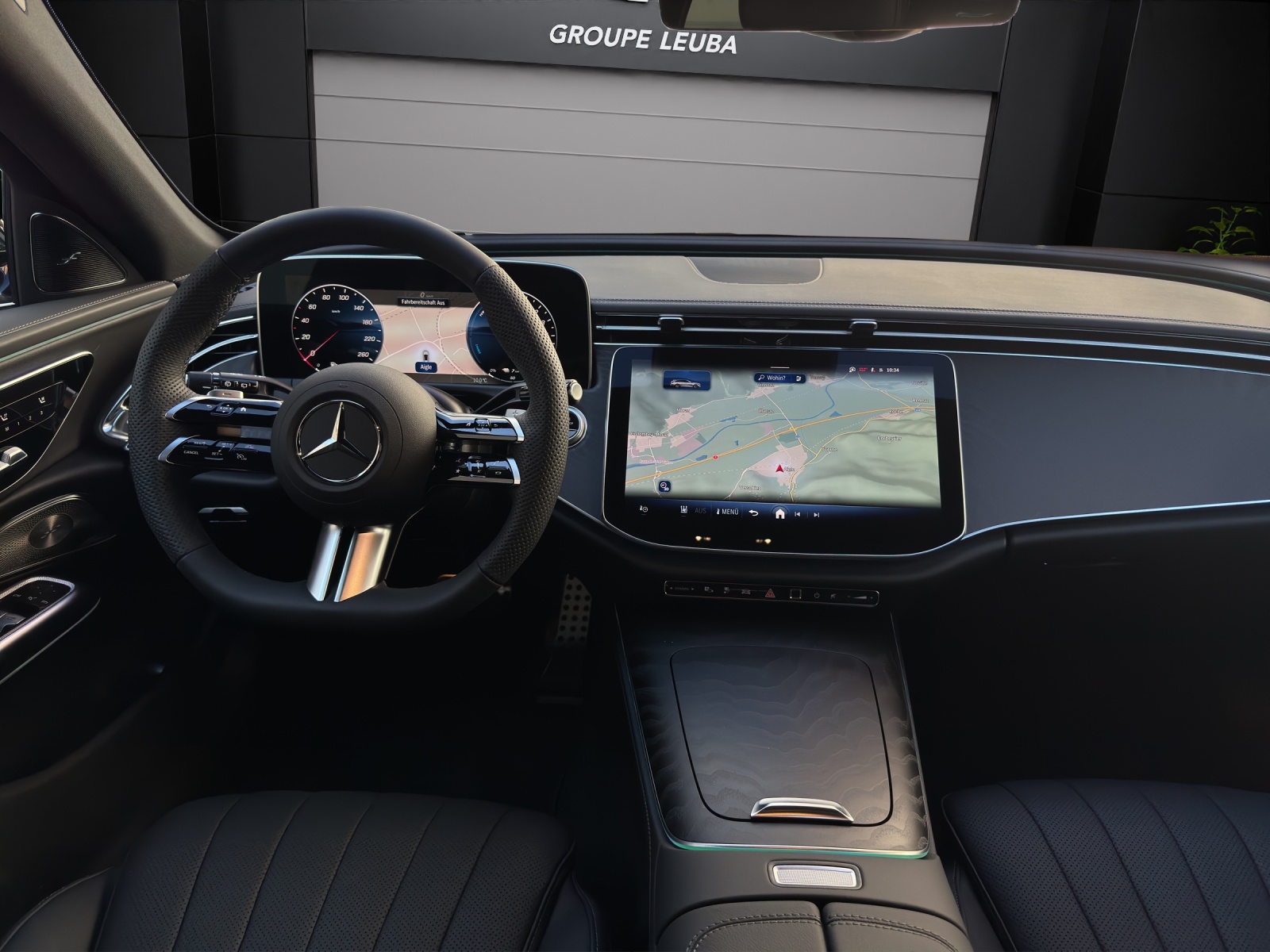 MERCEDES-BENZ E 300 de 4Matic EQ Hybrid 9G-Tronic-image-9