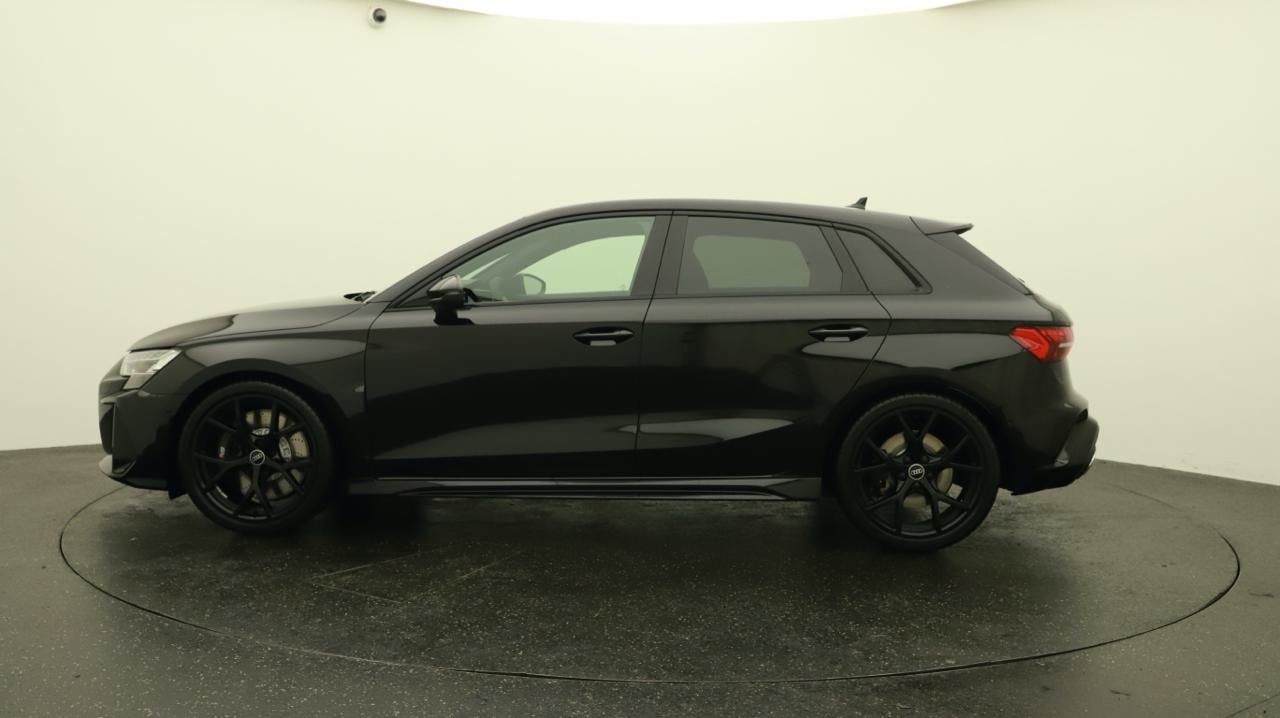 AUDI RS3 Sportback 2.5 TSI quattro S-tronic-image-1