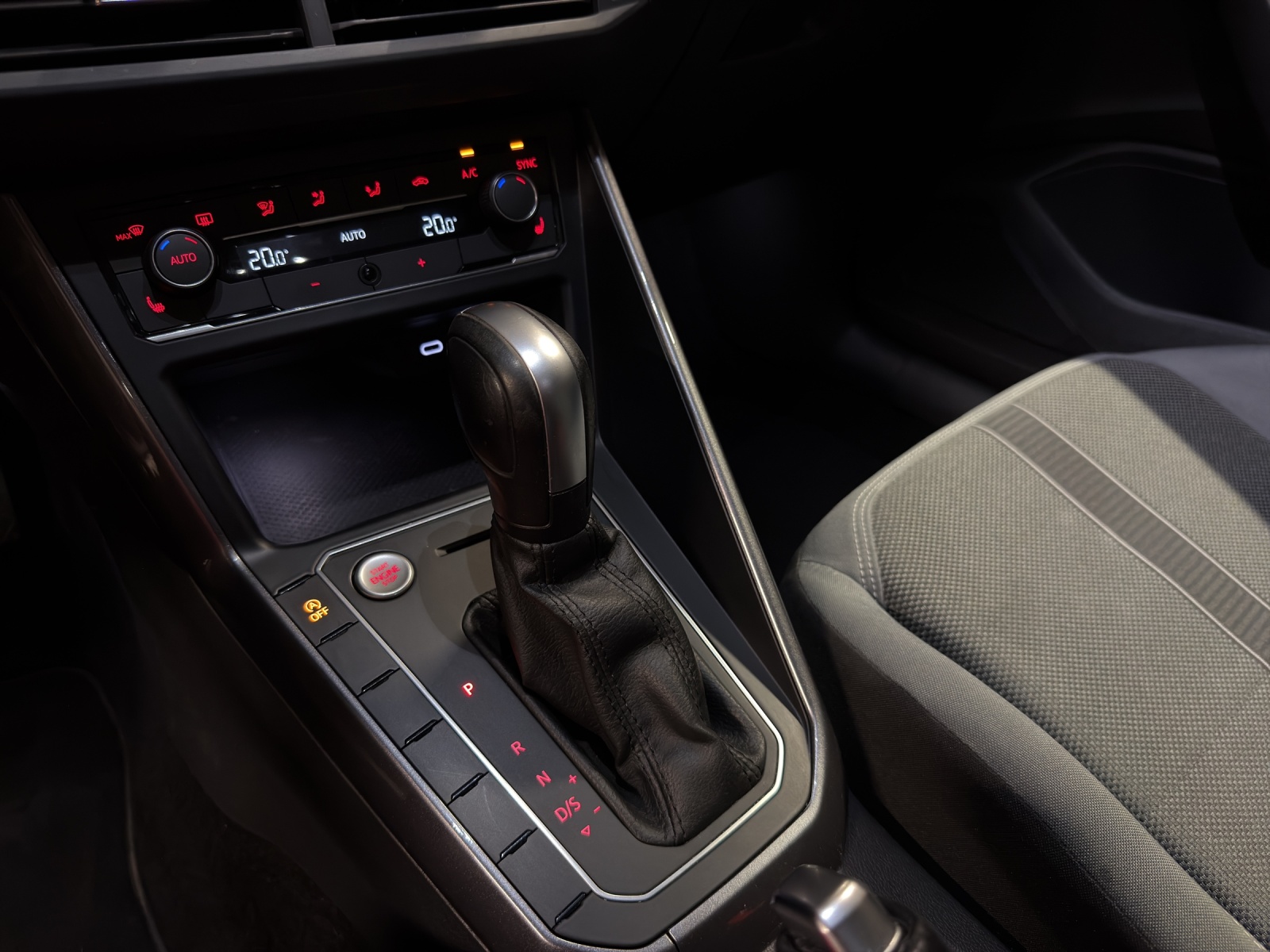 VW Polo 1.5 TSI EVO Highline DSG-image-11