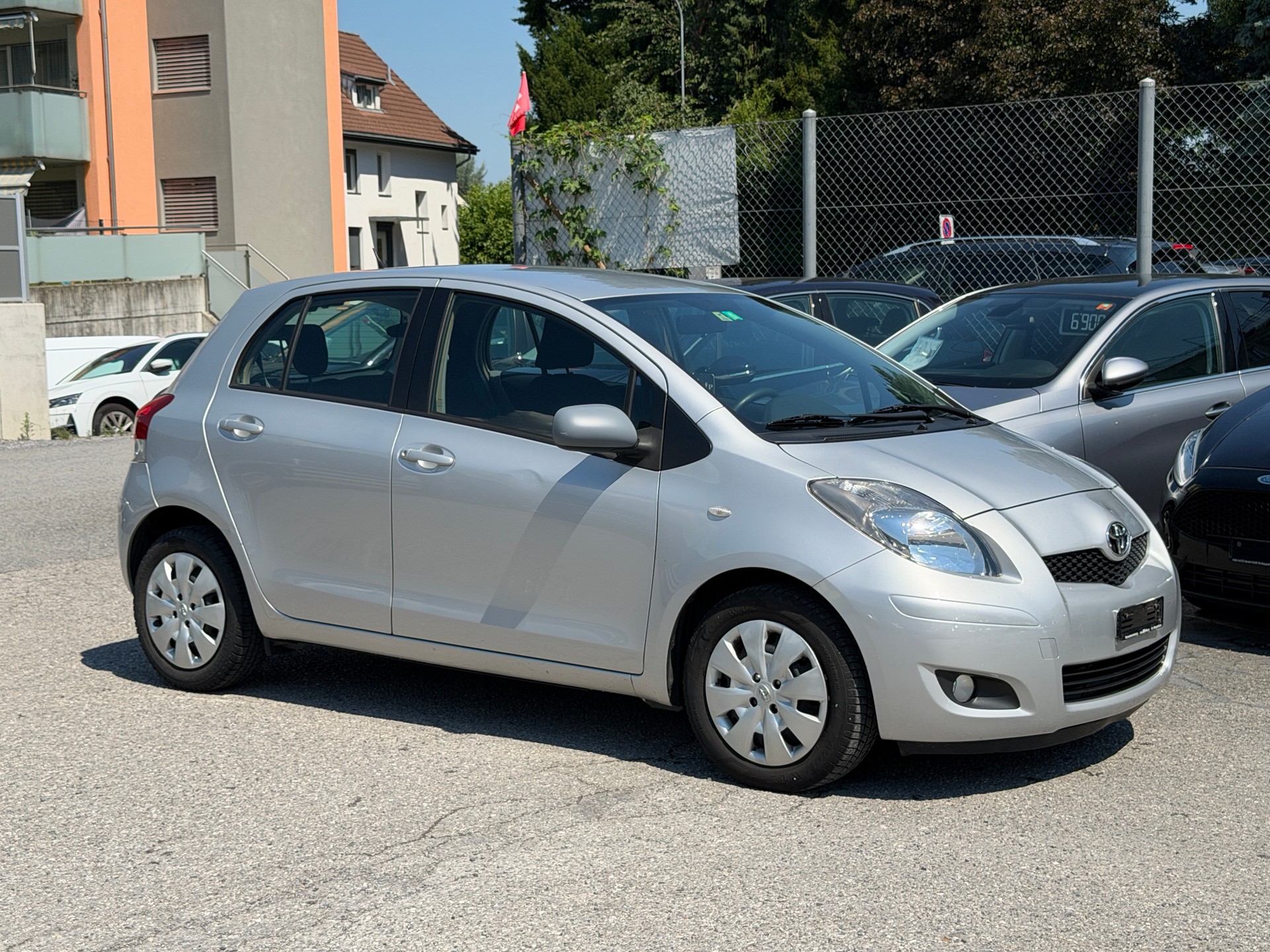 TOYOTA Yaris 1.4 D-4D Linea Luna Multimode-image-2