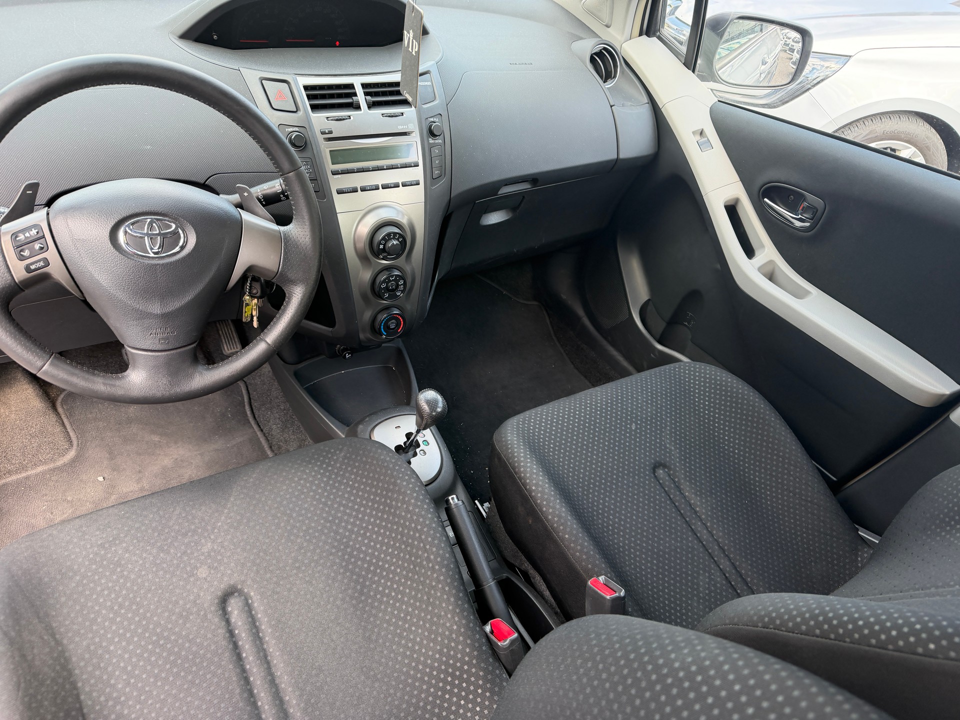TOYOTA Yaris 1.4 D-4D Linea Luna Multimode-image-7