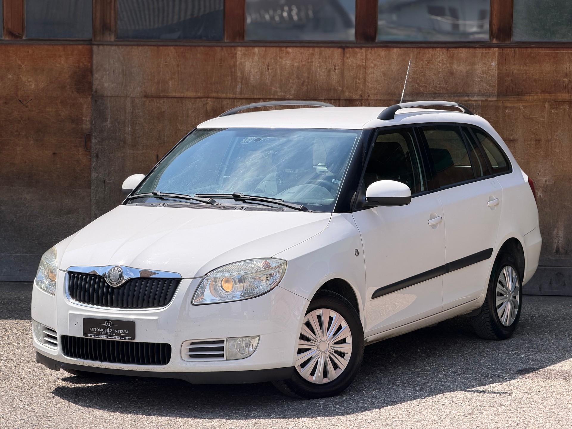 SKODA Fabia 1.4 TDI GreenLine-image-0
