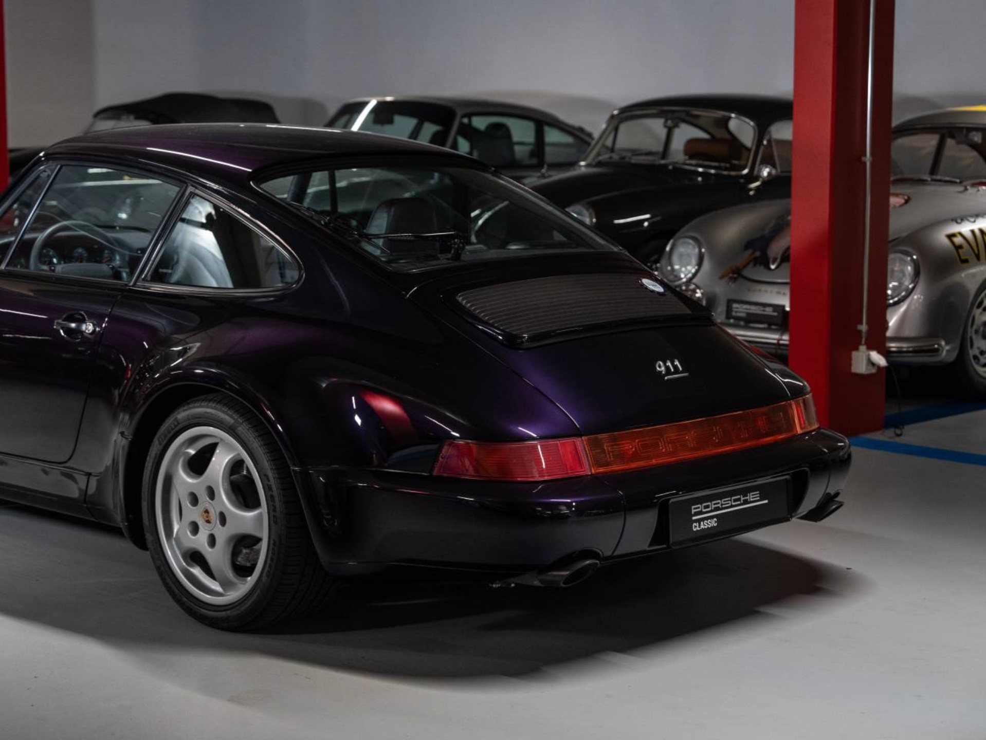 PORSCHE 911 Carrera 4 Coupé Turbo-Look-image-25