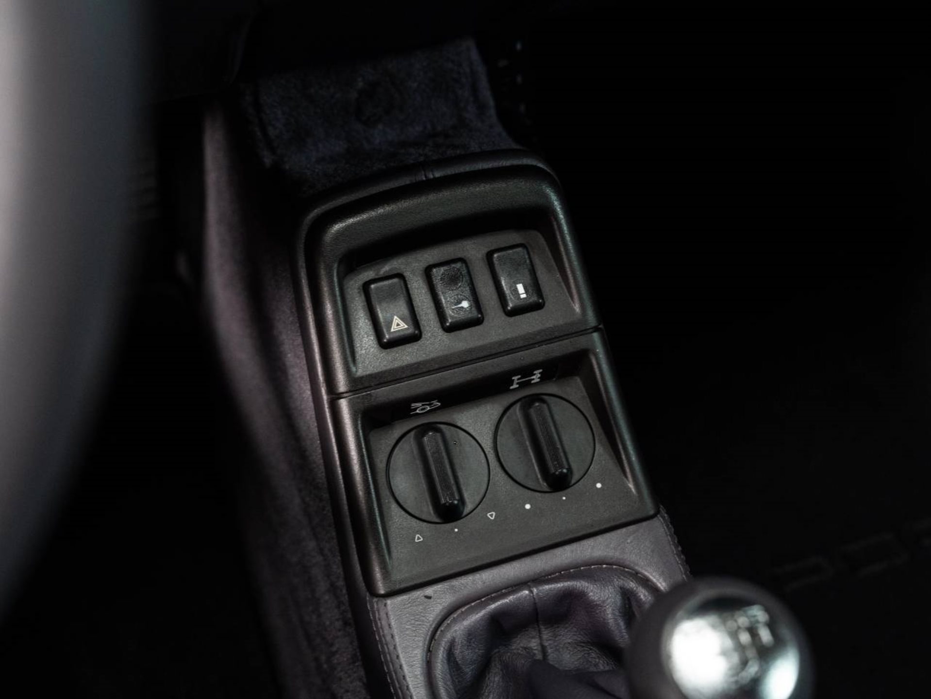 PORSCHE 911 Carrera 4 Coupé Turbo-Look-image-19