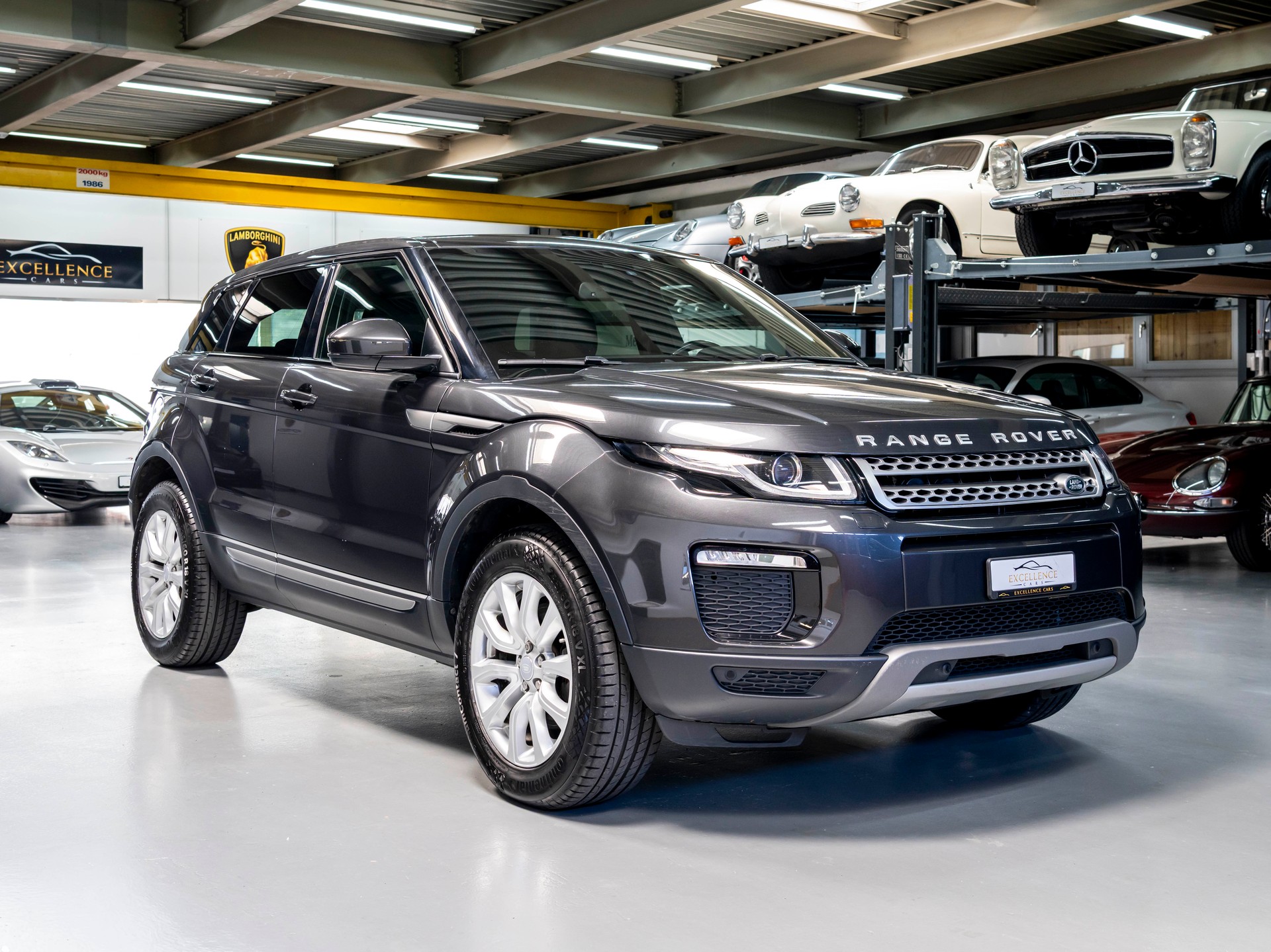 LAND ROVER Range Rover Evoque 2.0 Si4 SE Advantage AT9-showroom-element-2