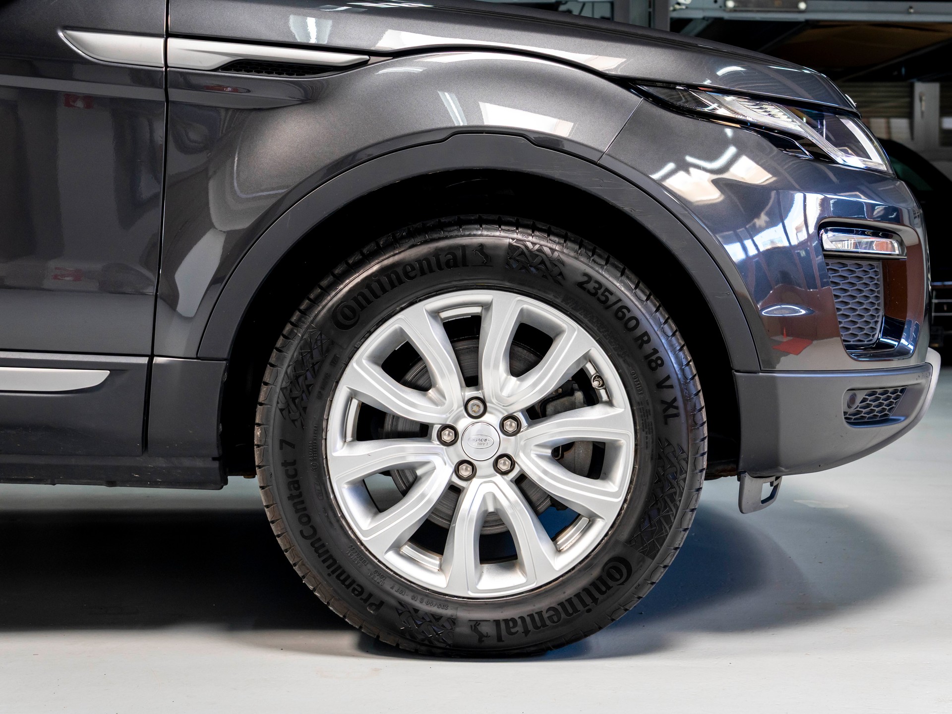LAND ROVER Range Rover Evoque 2.0 Si4 SE Advantage AT9-image-8