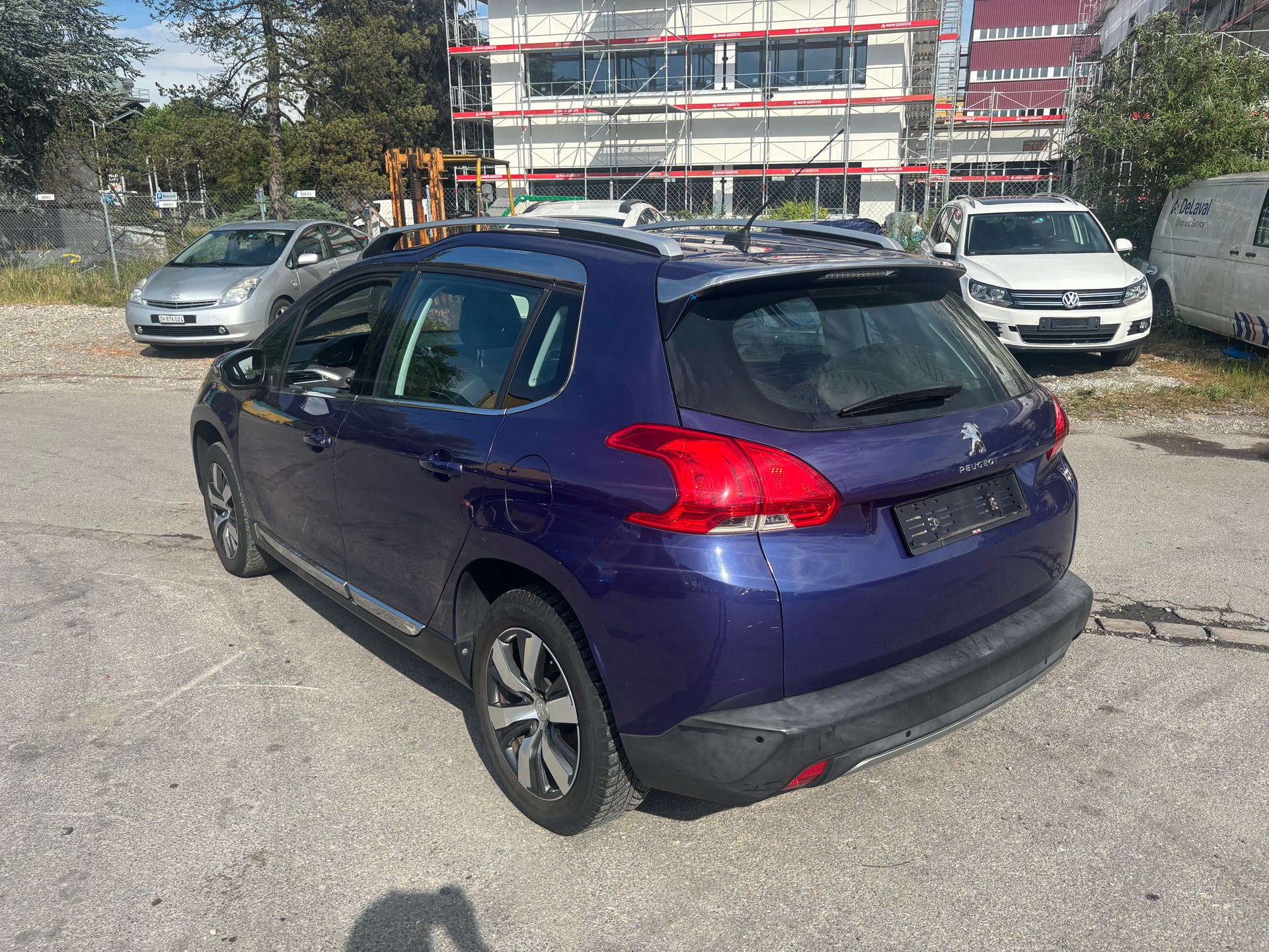 PEUGEOT 2008 1.2 PureTech Active-image-4