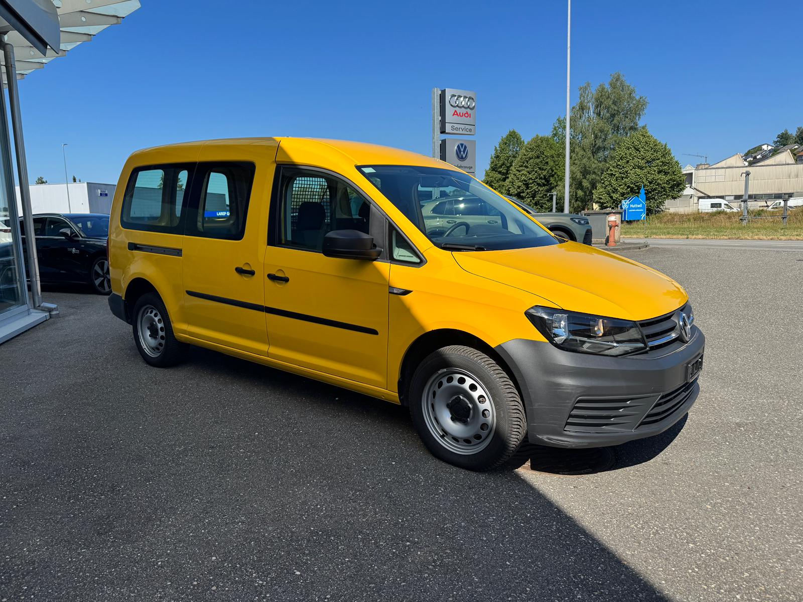 VW Caddy Maxi 2.0TDI 4Mot. BlueMotion Technology DSG 4x4 mit Klima-image-5