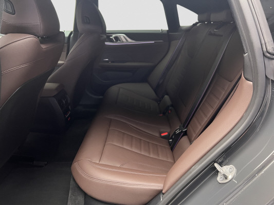 BMW i4 xDrive 40 M Sport Pro-image-9