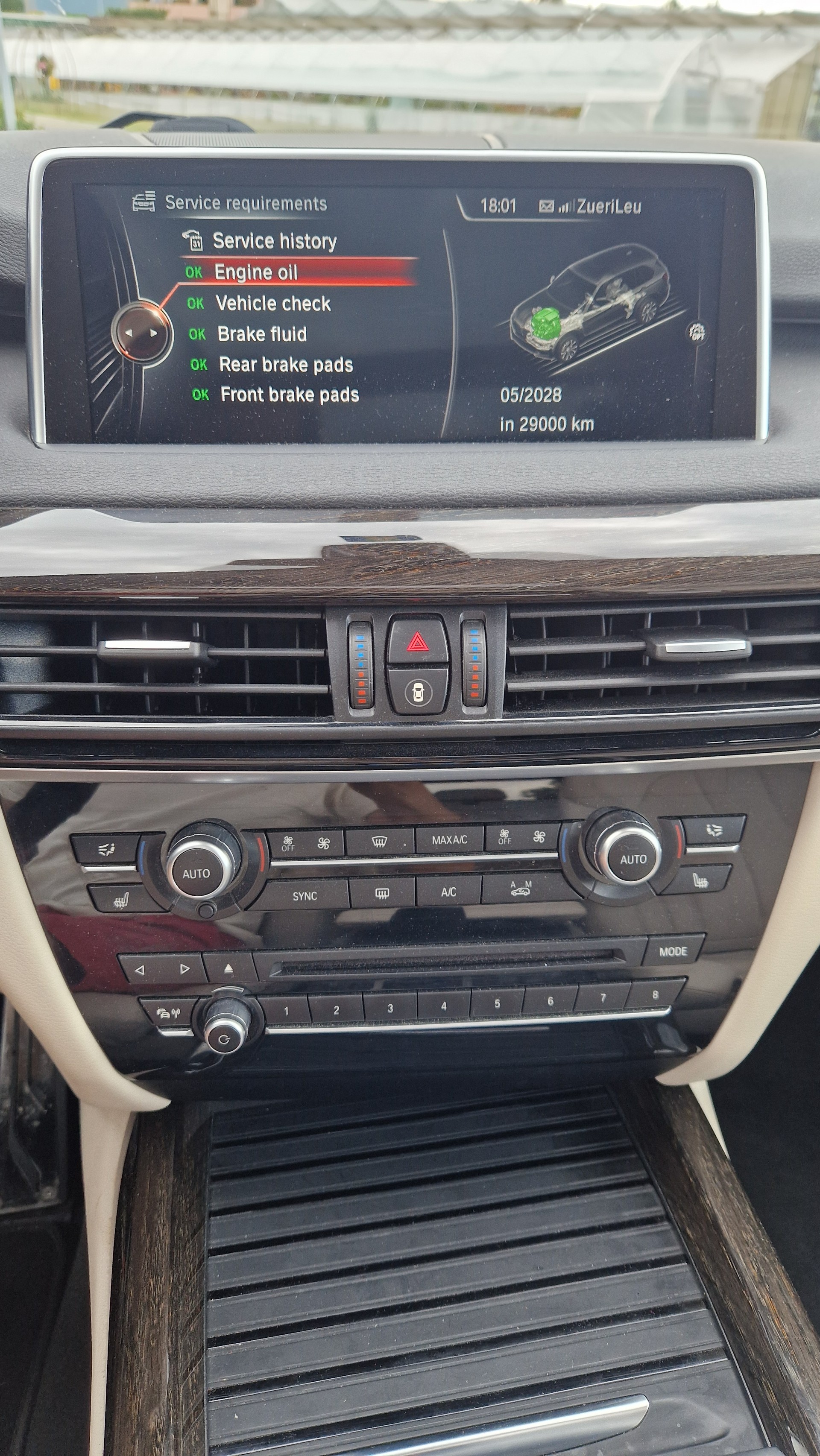 BMW 35i xDrive-image-3