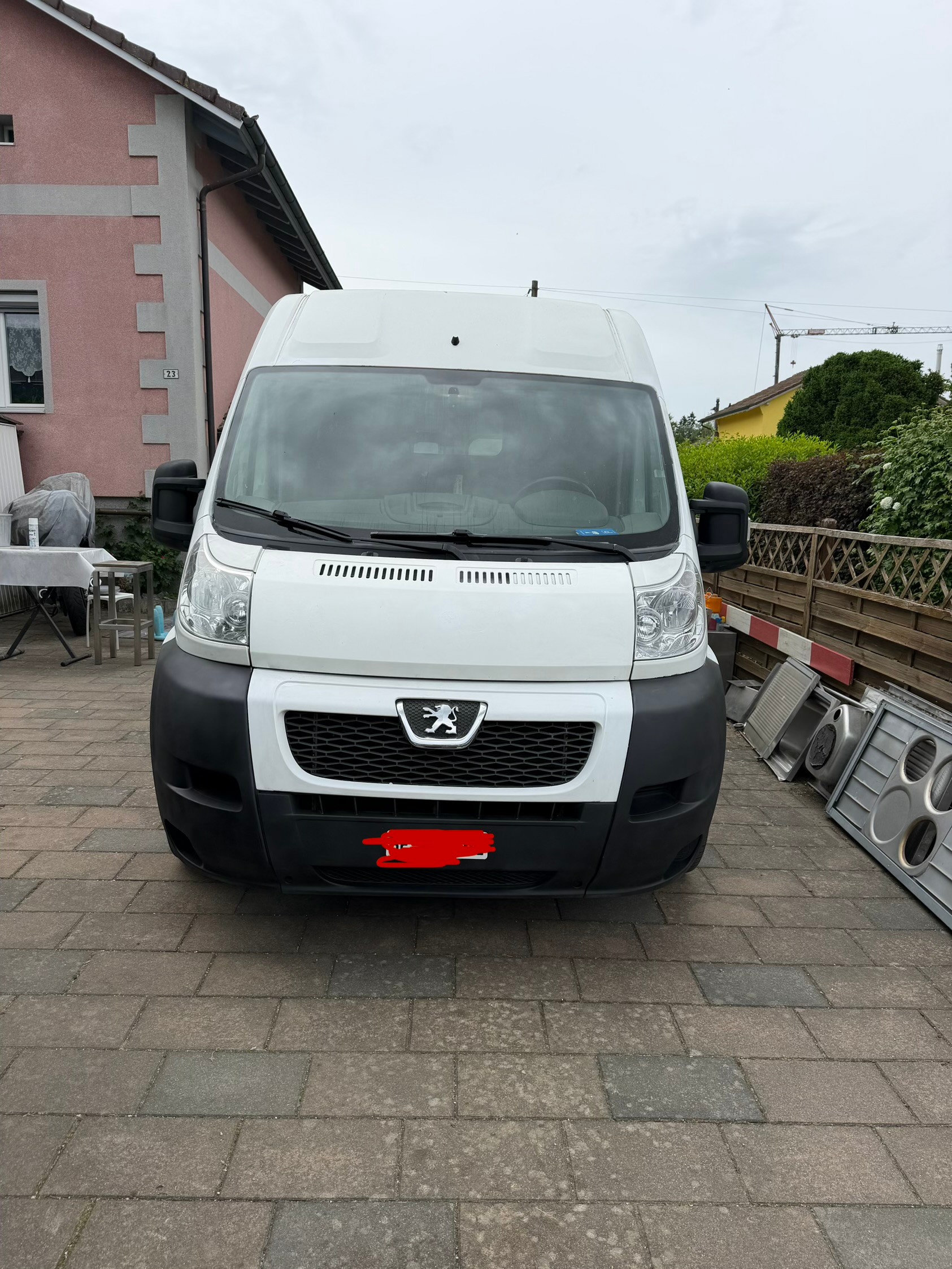 PEUGEOT Foodtruck-image-0
