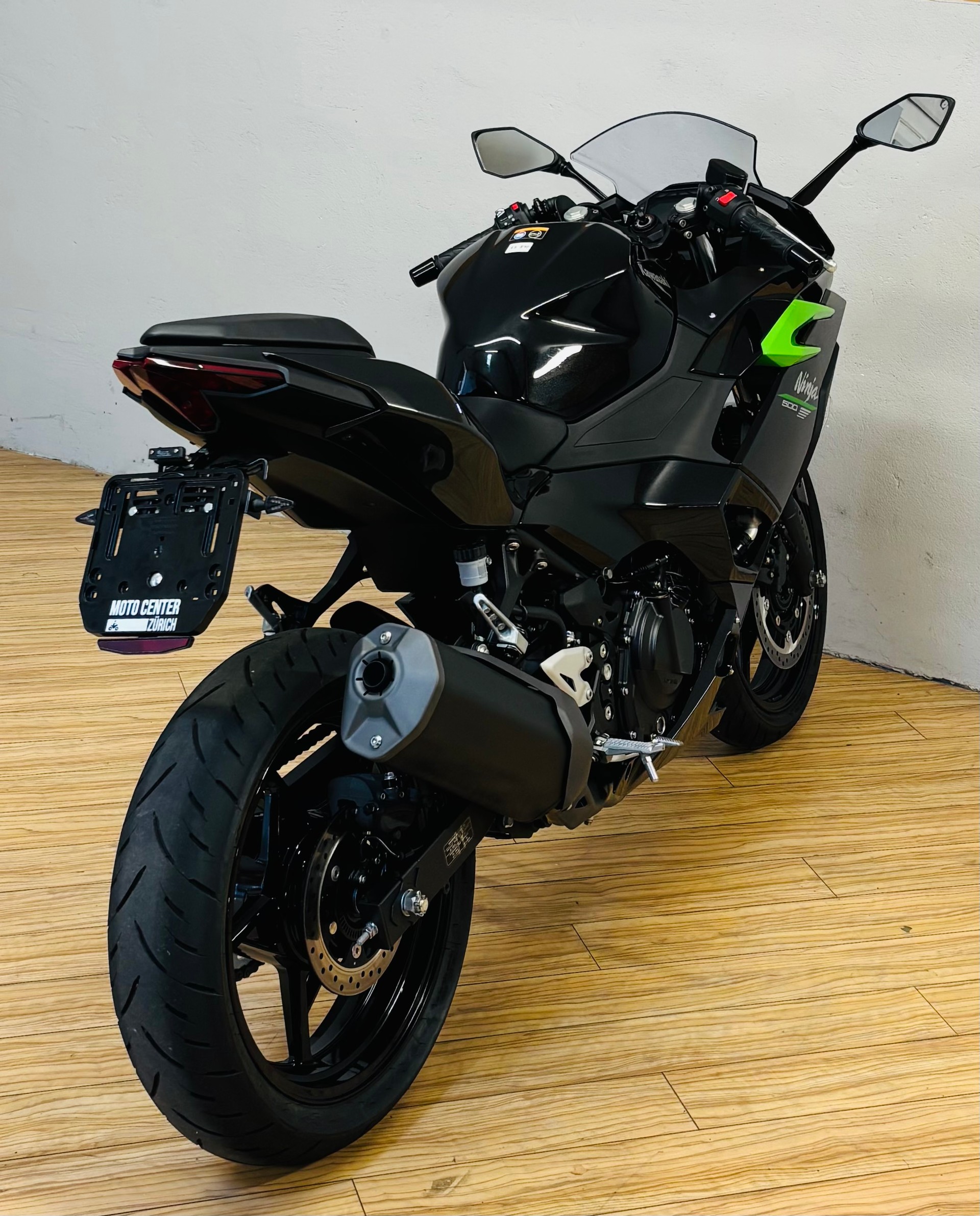 KAWASAKI Ninja 500-showroom-element-2