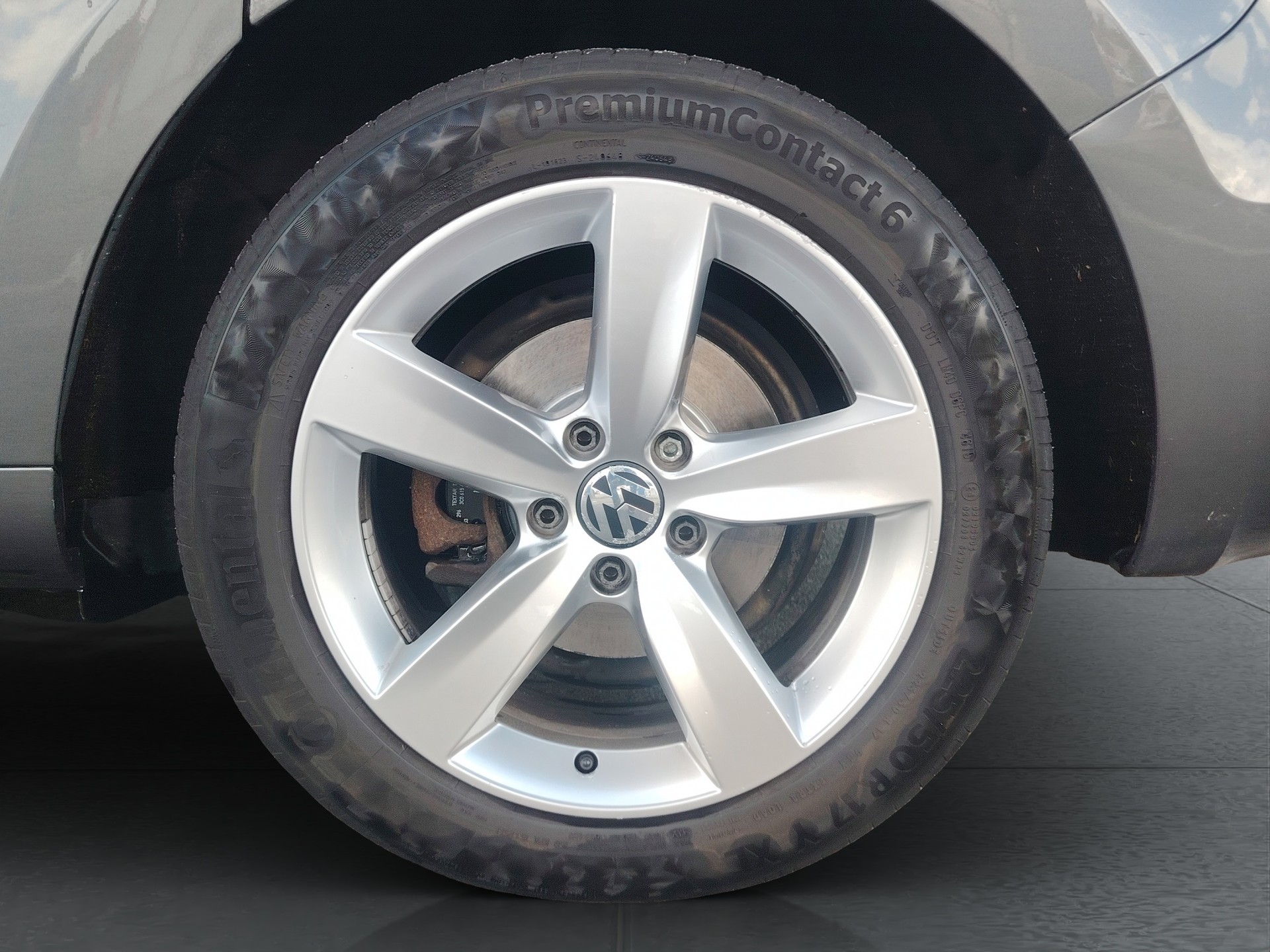 VW Sharan 2.0 TDI BMT Comfortline DSG-image-15