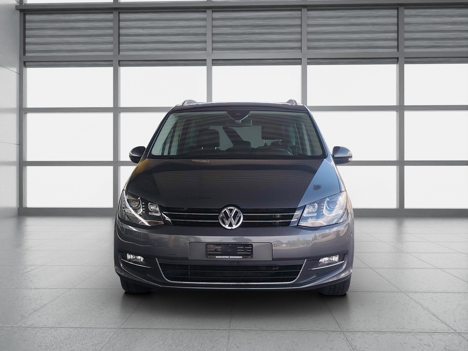 VW Sharan 2.0 TDI BMT Comfortline DSG-image-1