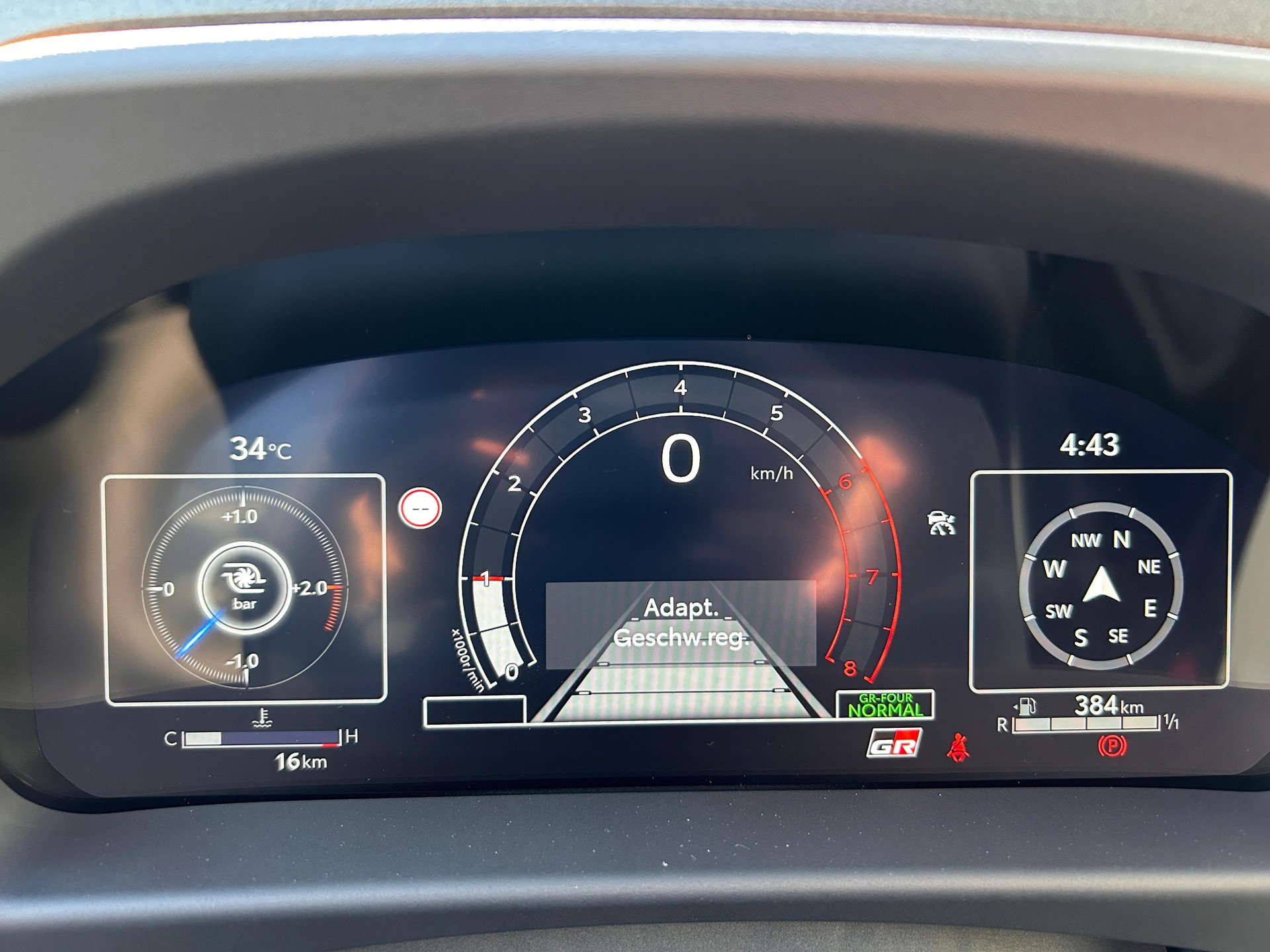 TOYOTA GR Yaris 1.6 Turbo Sport 4x4-image-13