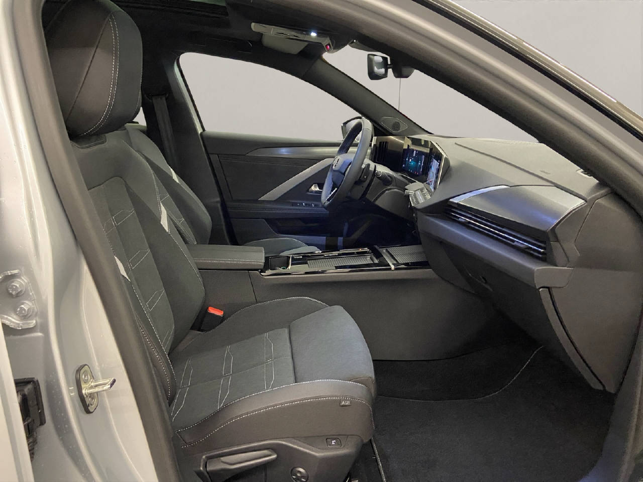 OPEL Astra Sports Tourer 1.2 T 130 GS Demo-image-10