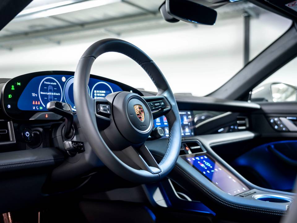 PORSCHE Taycan CrossTurismo 4 104kWh-image-5
