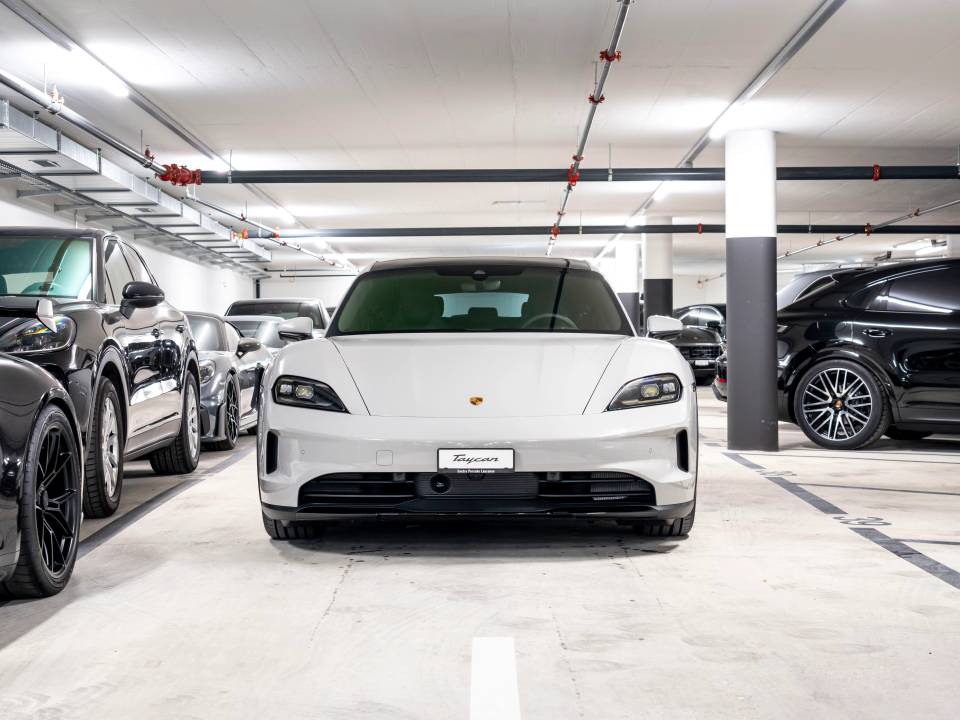PORSCHE Taycan CrossTurismo 4 104kWh-image-3