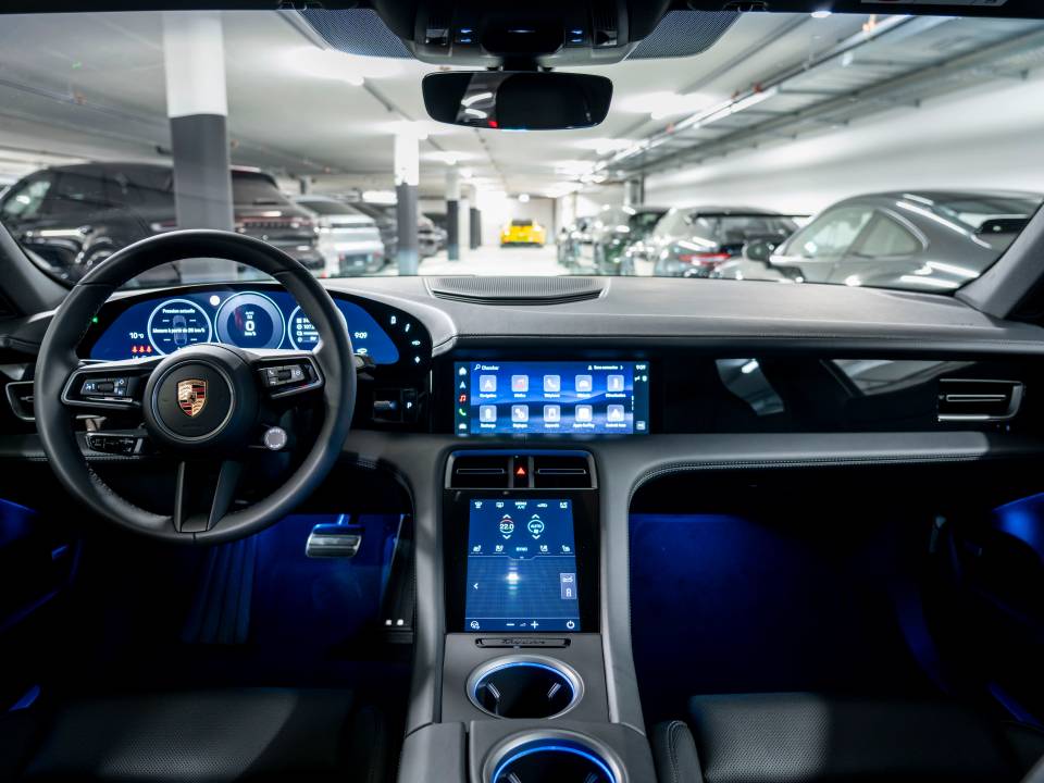 PORSCHE Taycan CrossTurismo 4 104kWh-image-6