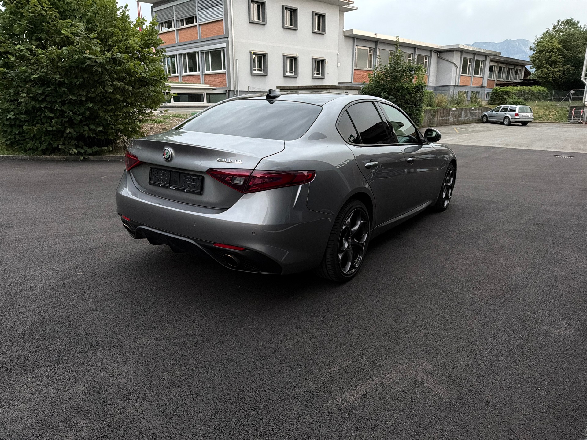 ALFA ROMEO Giulia 2.0 Veloce Q4 Automatic-image-4