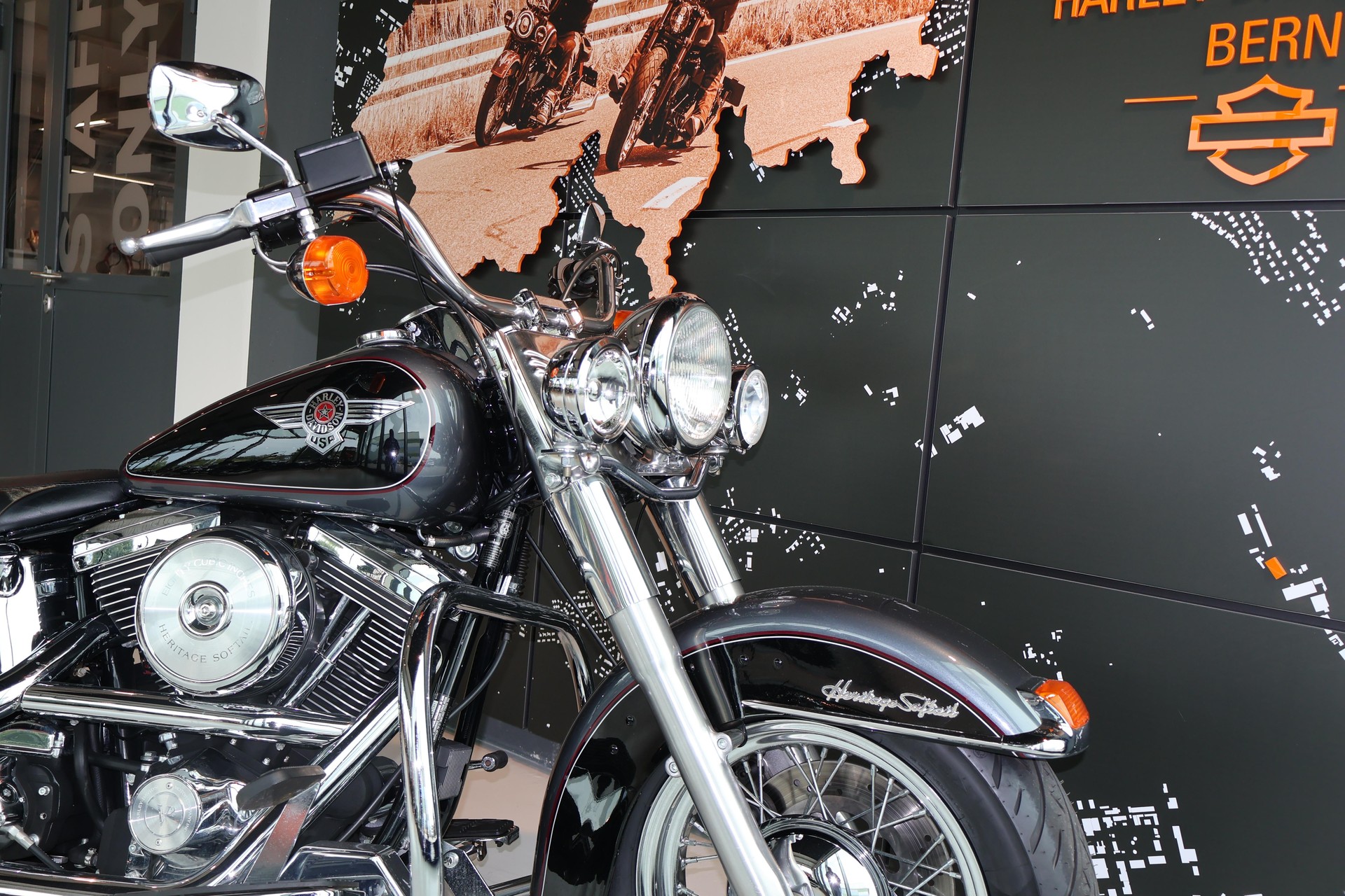 HARLEY-DAVIDSON FLSTN Heritage Special-image-5