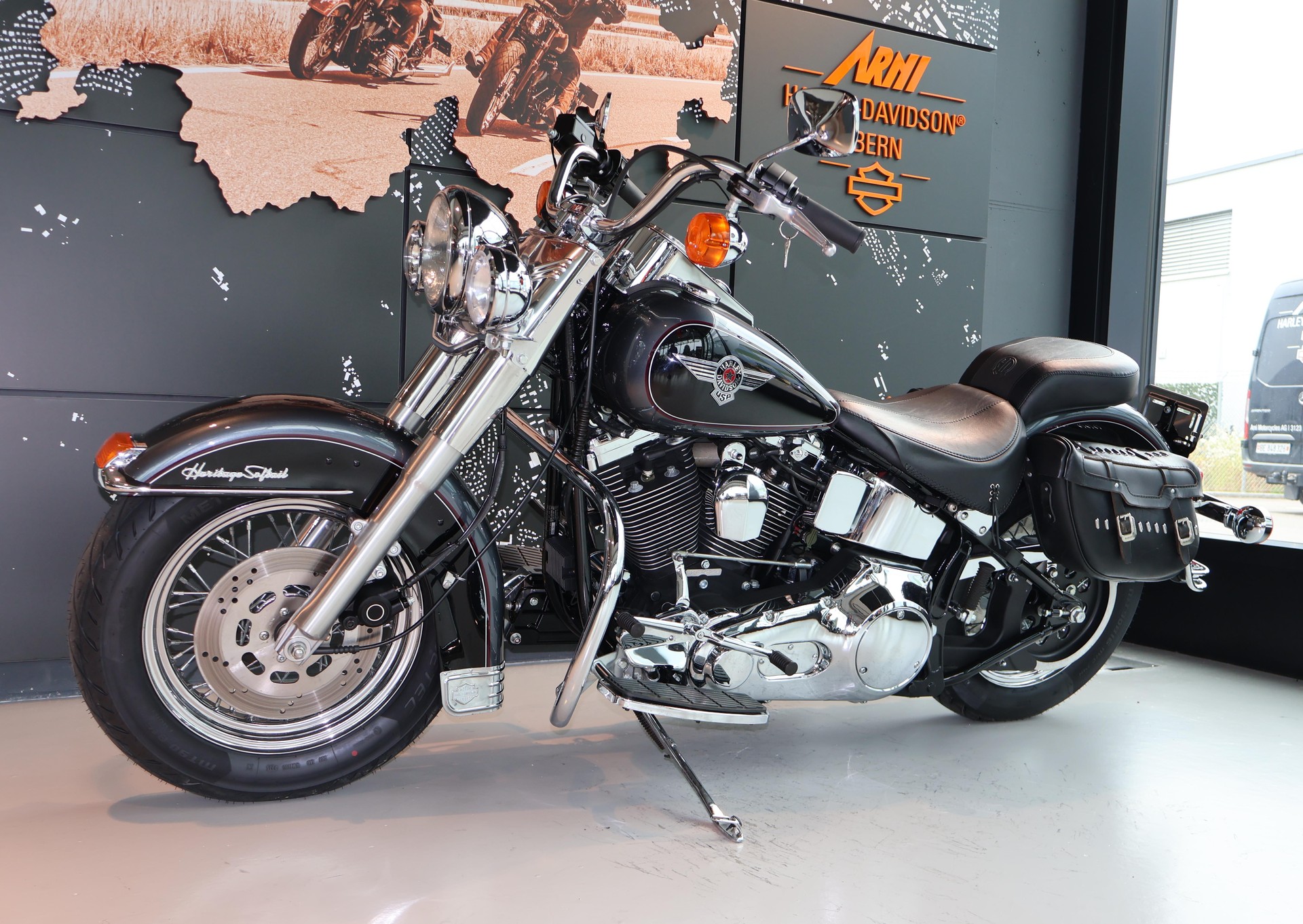 HARLEY-DAVIDSON FLSTN Heritage Special-image-8