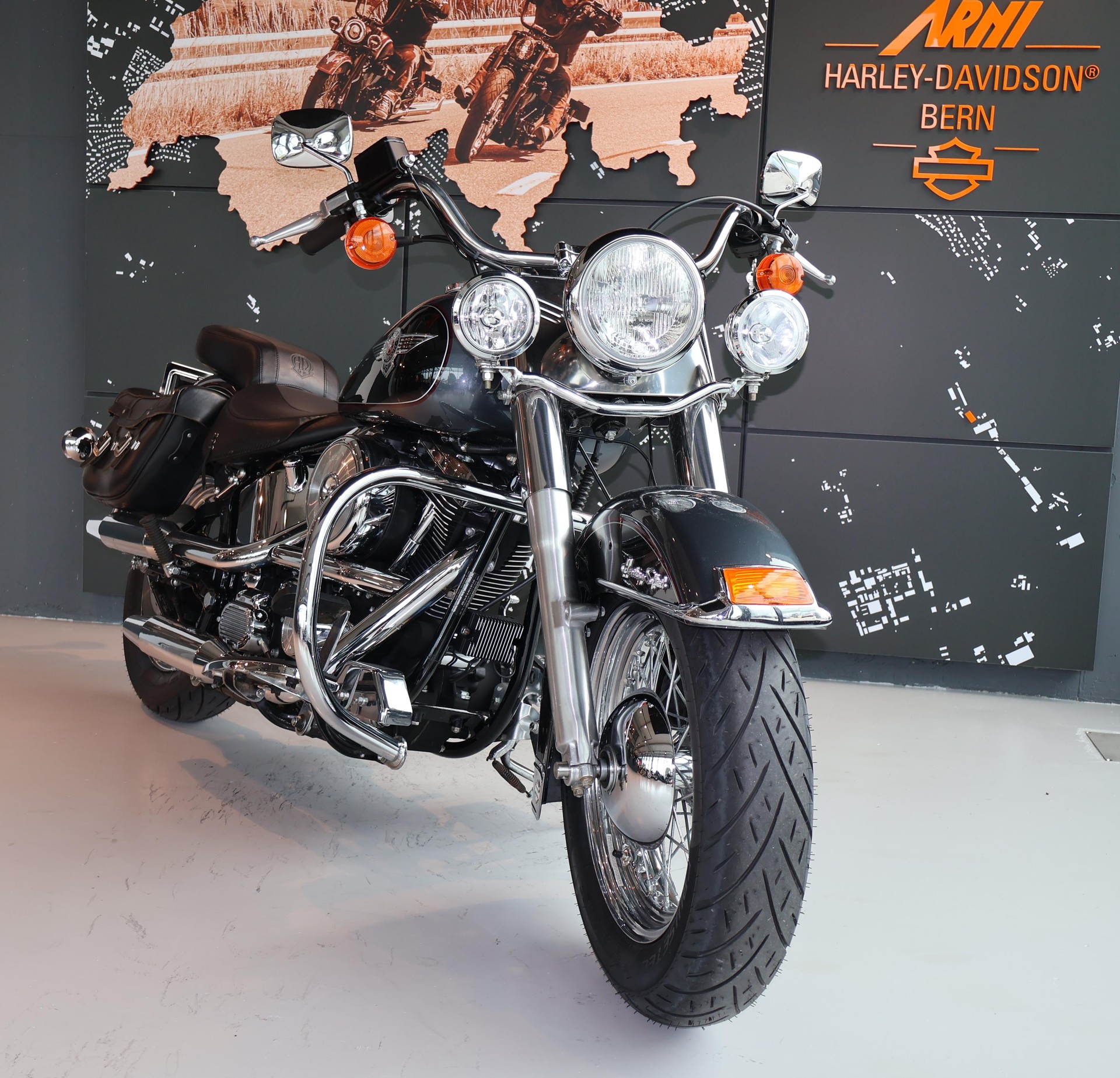 HARLEY-DAVIDSON FLSTN Heritage Special-image-2
