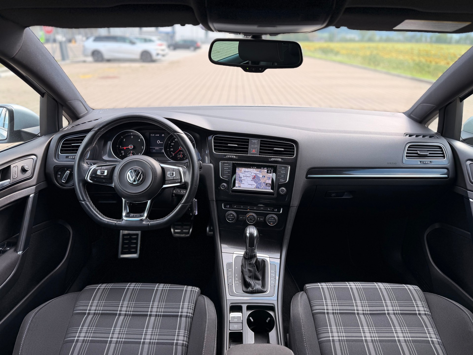 VW Golf 2.0 TDI GTD DSG-image-18