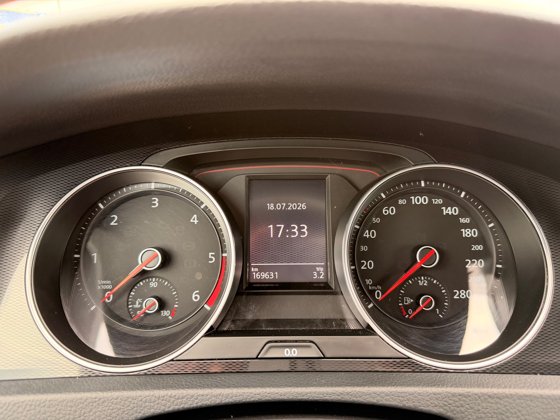 VW Golf 2.0 TDI GTD DSG-image-23