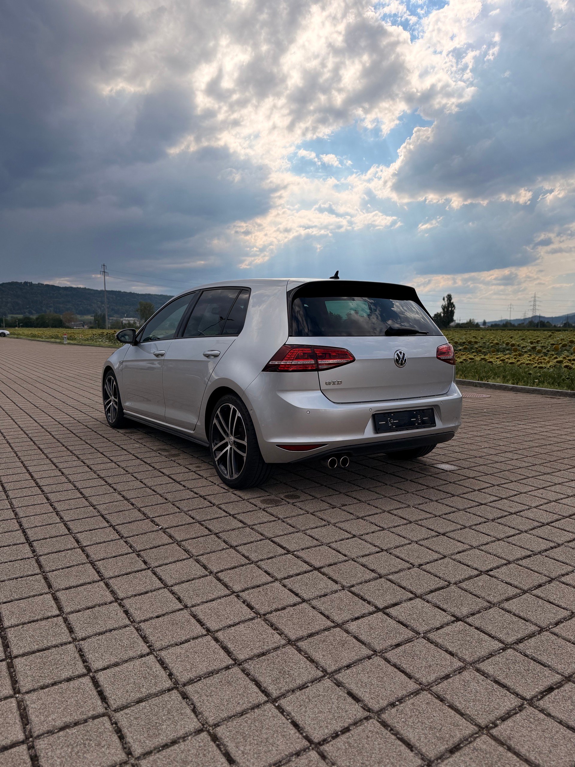 VW Golf 2.0 TDI GTD DSG-image-13