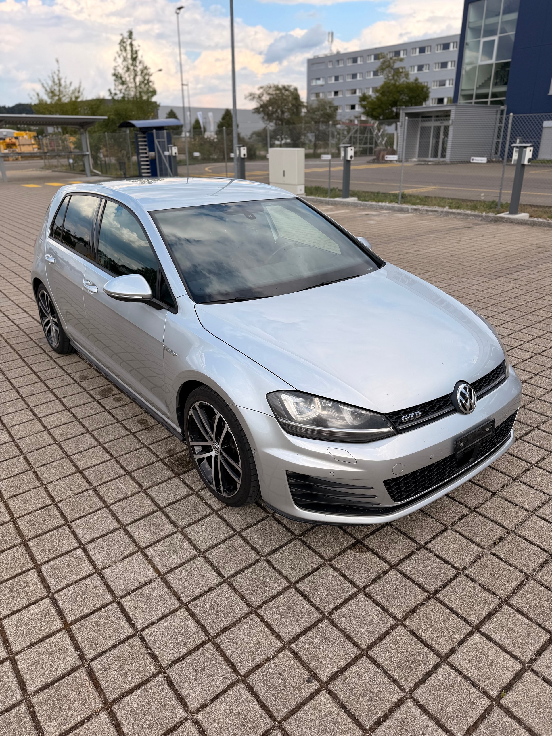 VW Golf 2.0 TDI GTD DSG-image-7