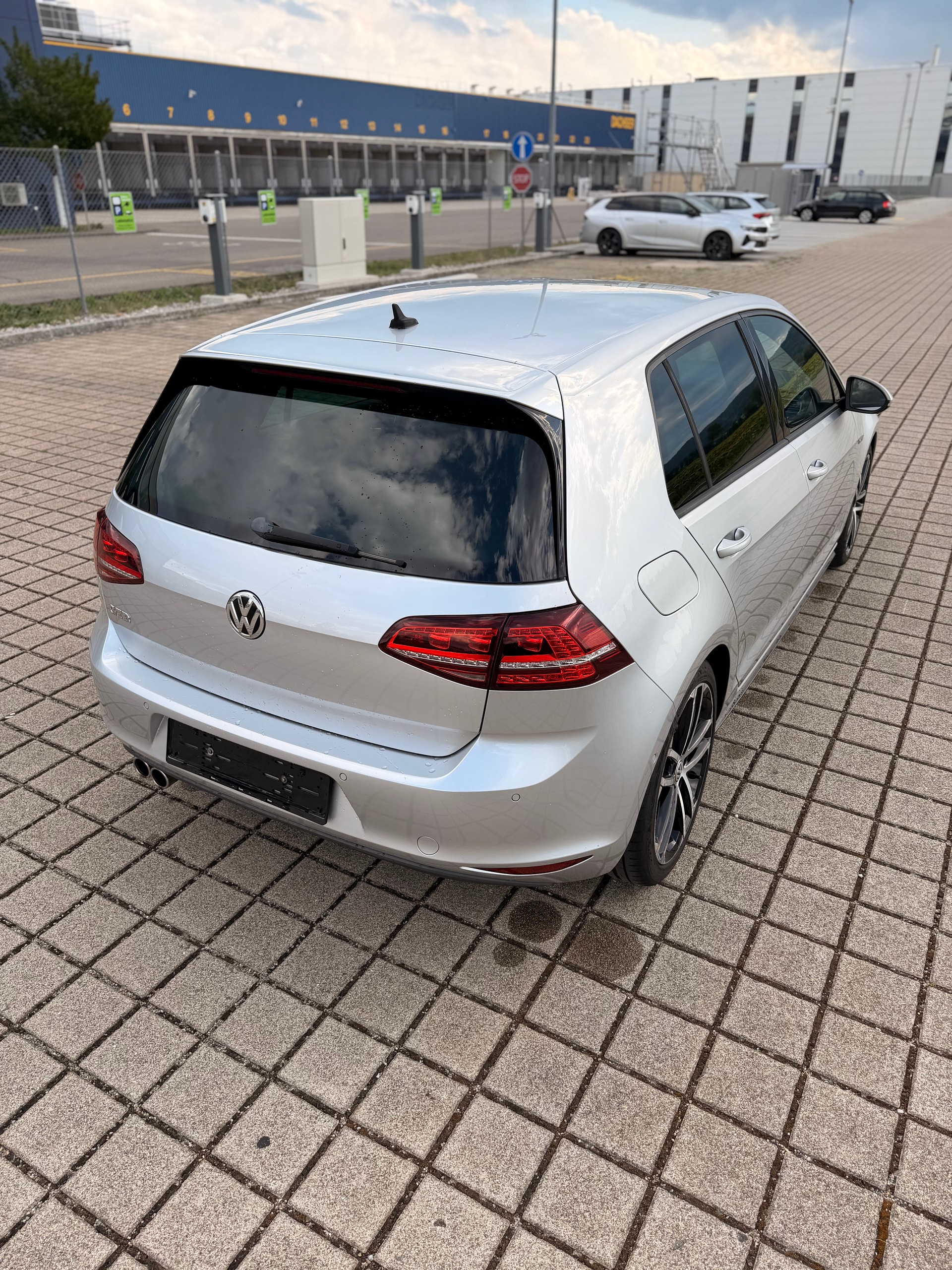VW Golf 2.0 TDI GTD DSG-image-10