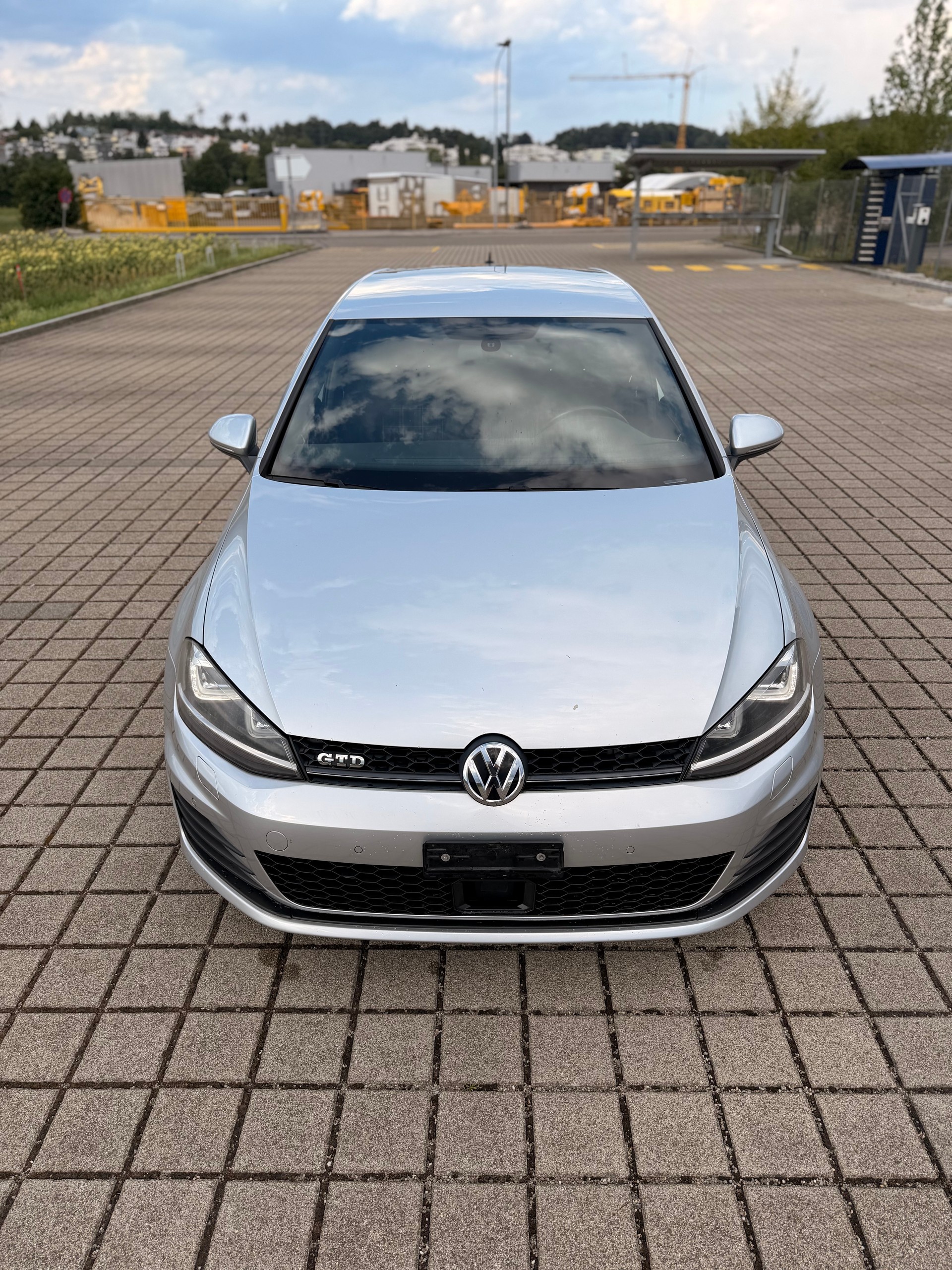 VW Golf 2.0 TDI GTD DSG-showroom-element-3