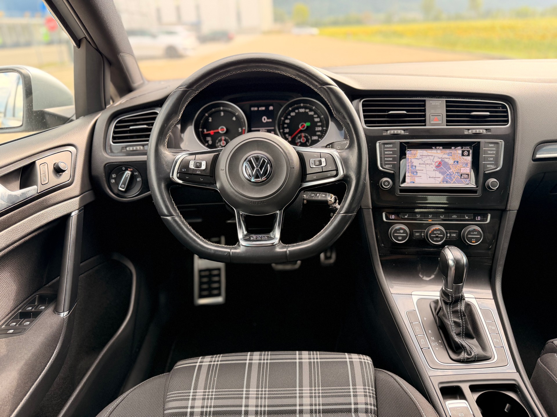 VW Golf 2.0 TDI GTD DSG-image-19