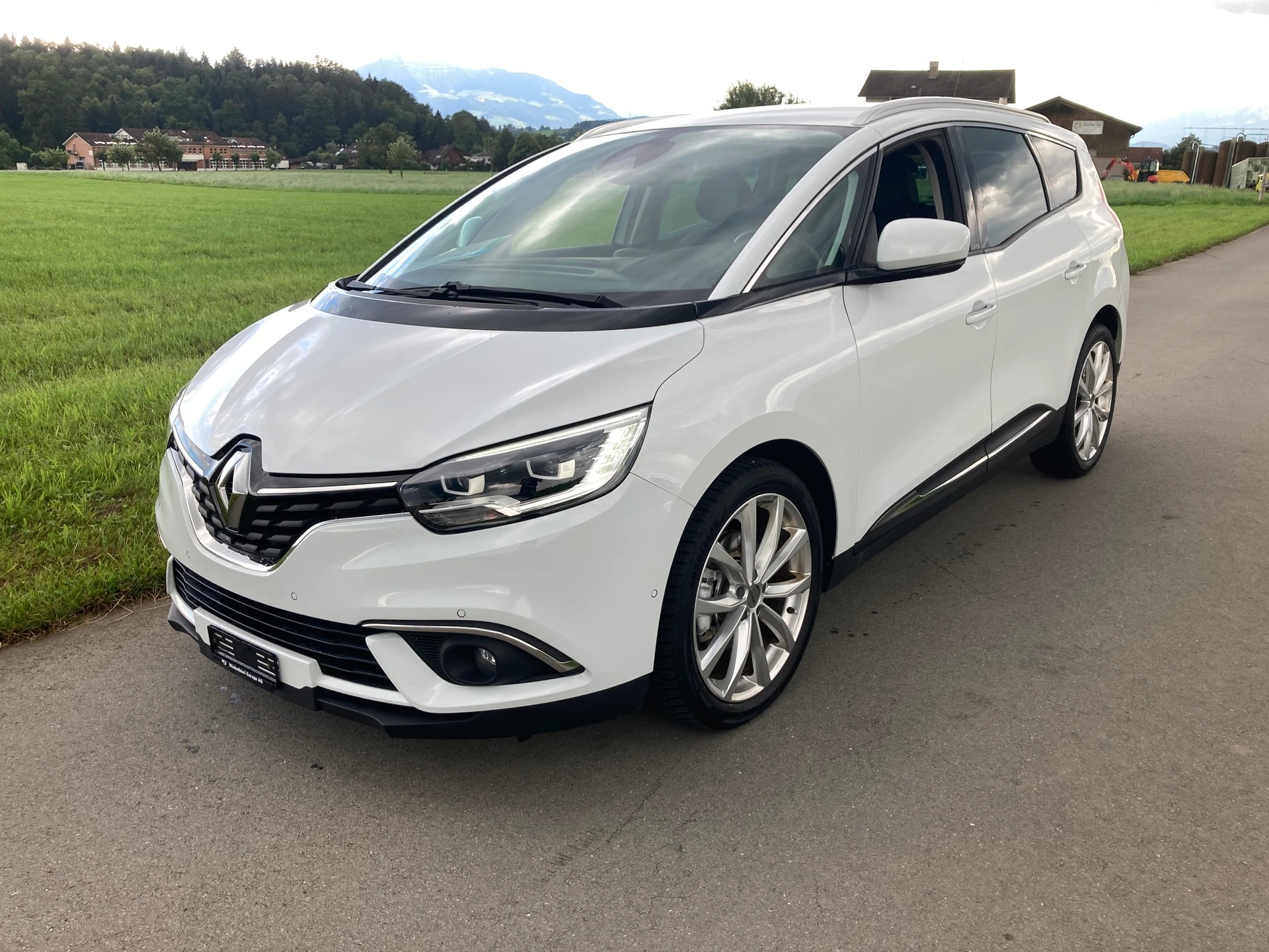 RENAULT Grand Scénic 1.5 dCi Intens EDC-image-0