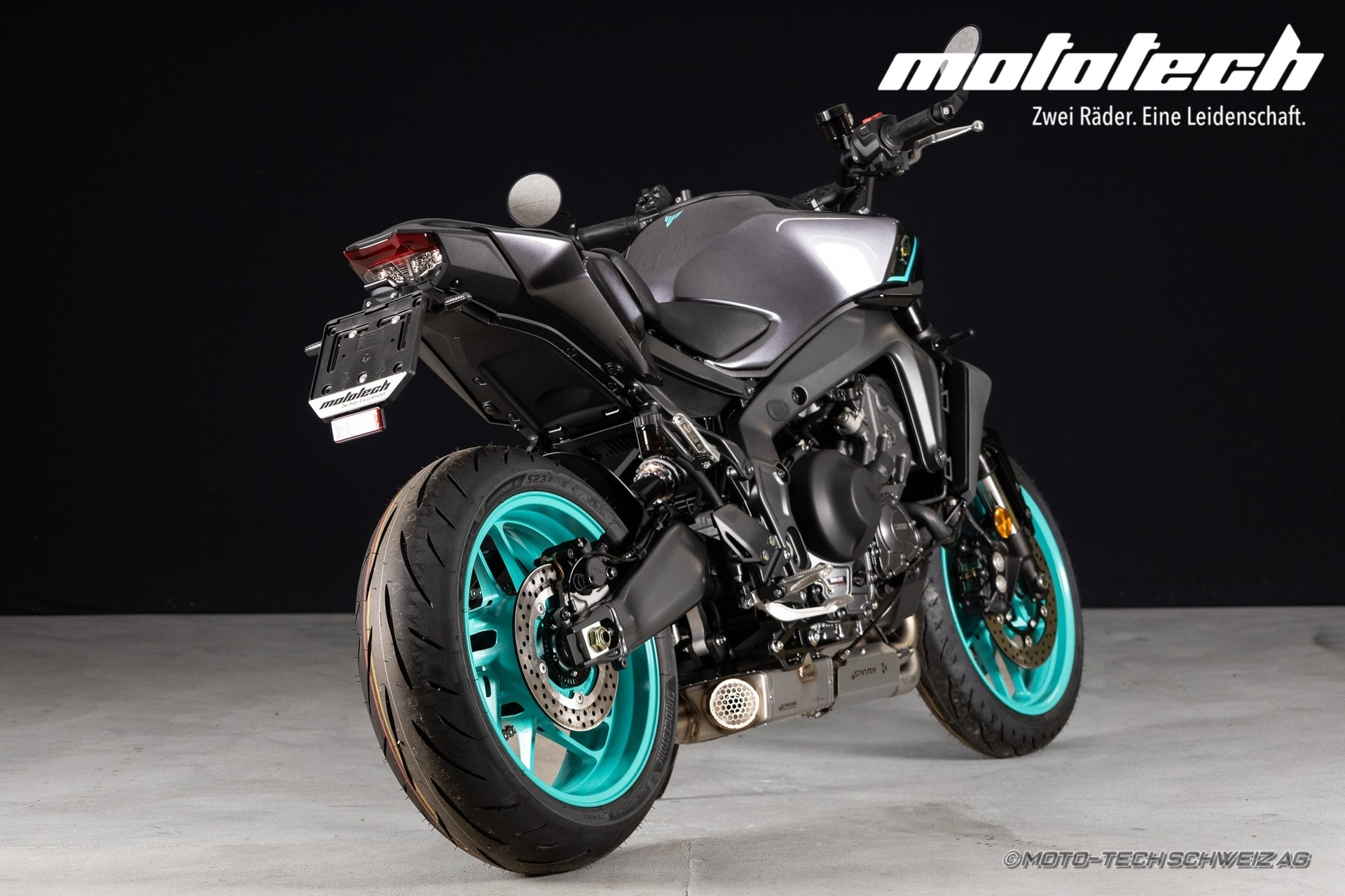 YAMAHA Stage 1 Spark-showroom-element-2