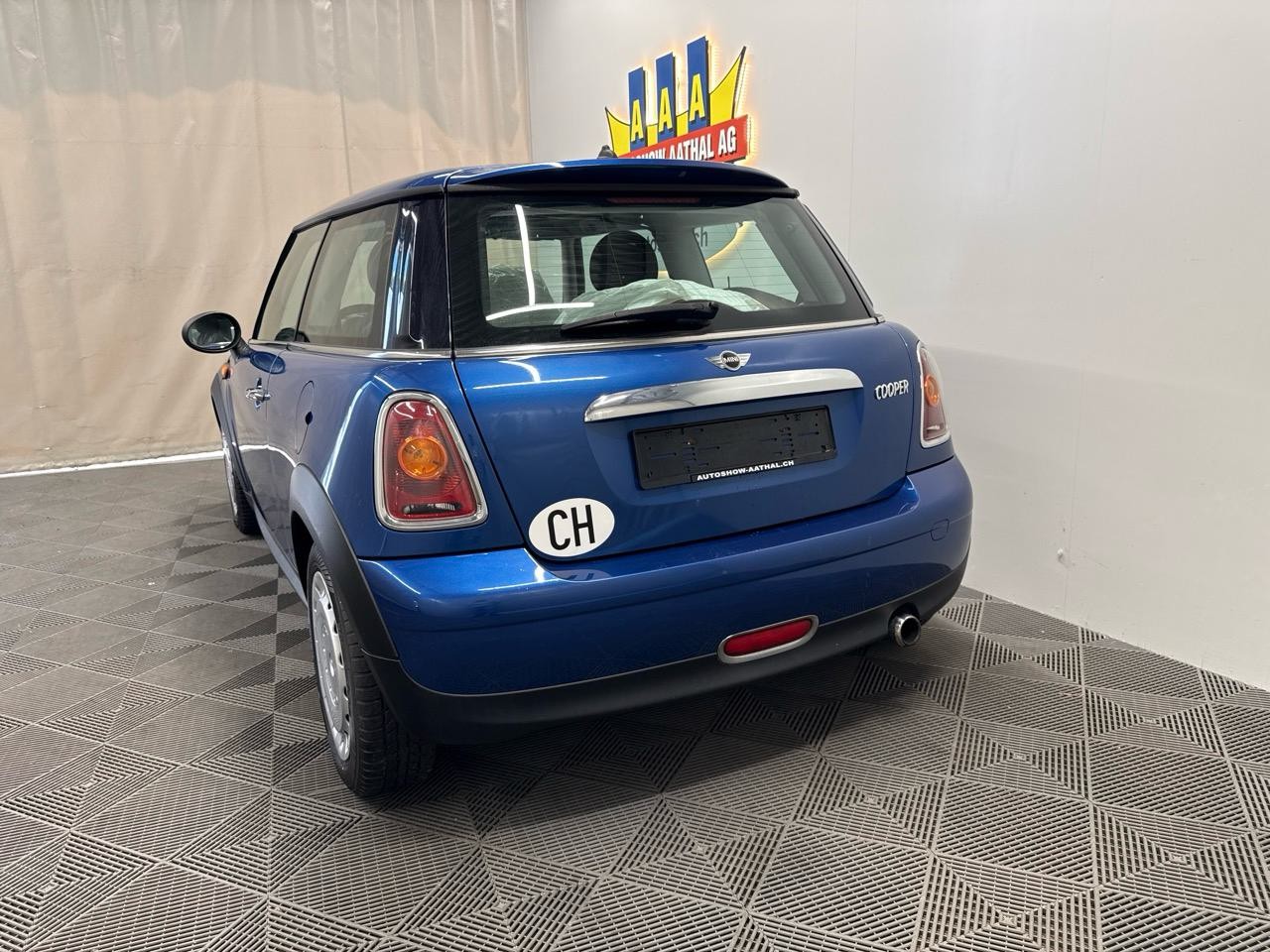 MINI Cooper-image-9