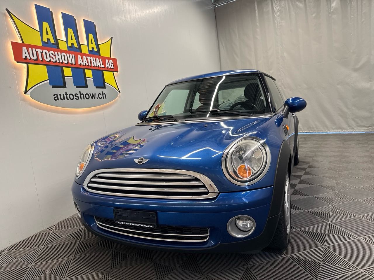 MINI Cooper-image-10