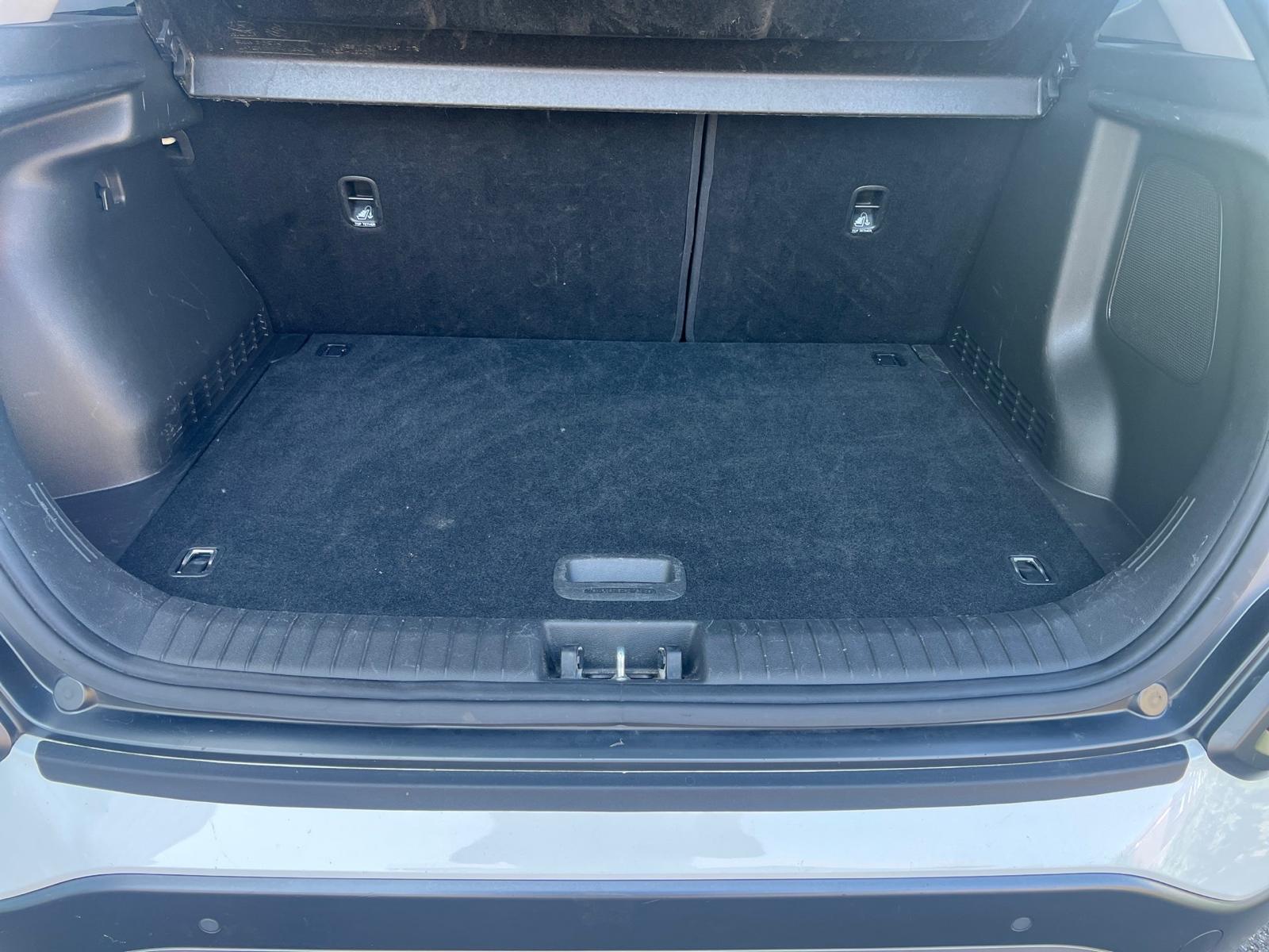 HYUNDAI Kona 1.6 T-GDi Launch 4WD DCT-image-9