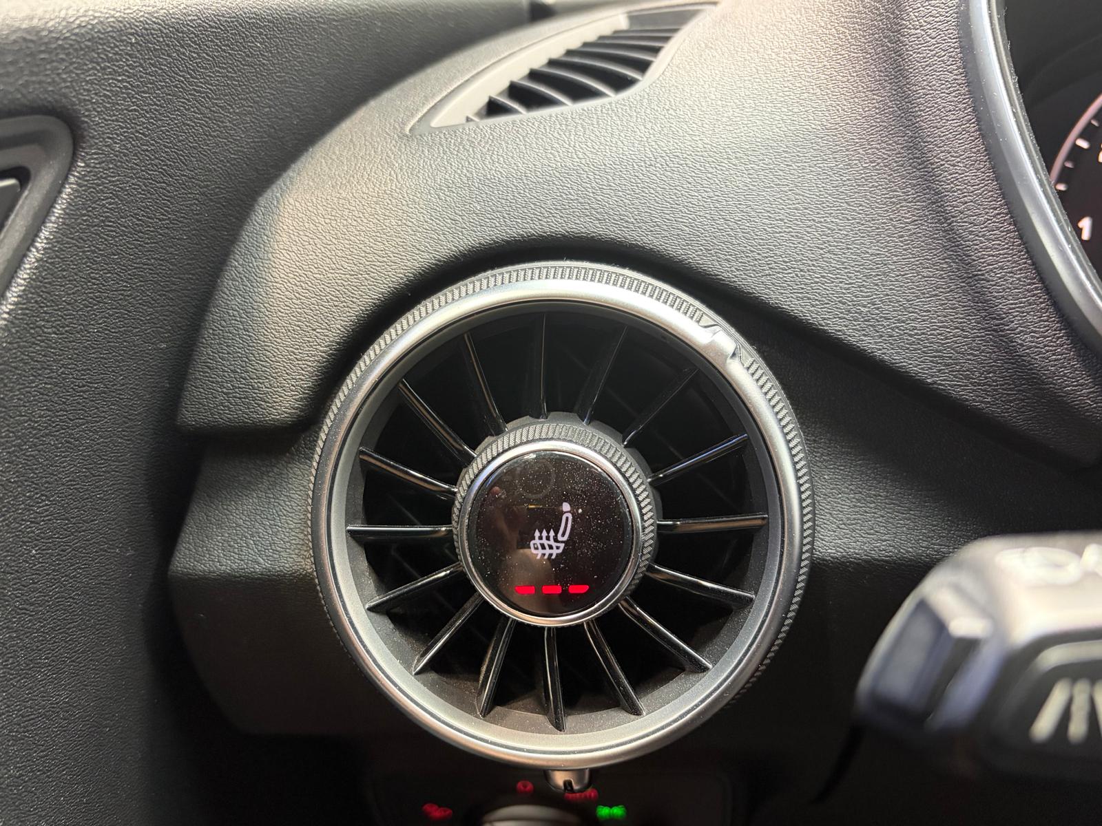 AUDI TT Coupé 2.0 TFSI quattro S-tronic-image-22