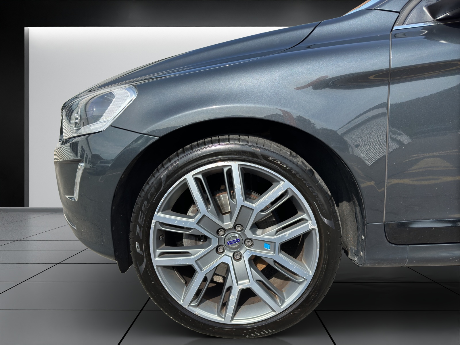 VOLVO XC60 D4 AWD Summum-image-5