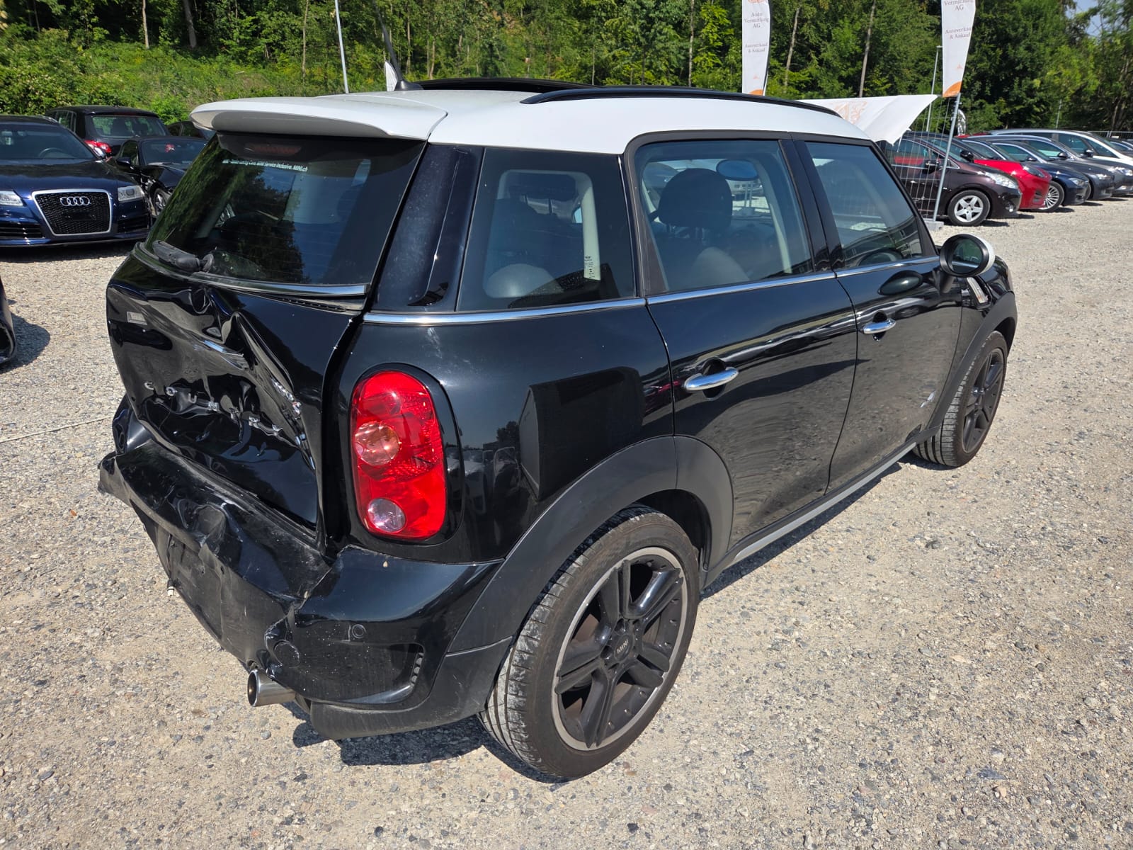 MINI Countryman Cooper S ALL4-image-4